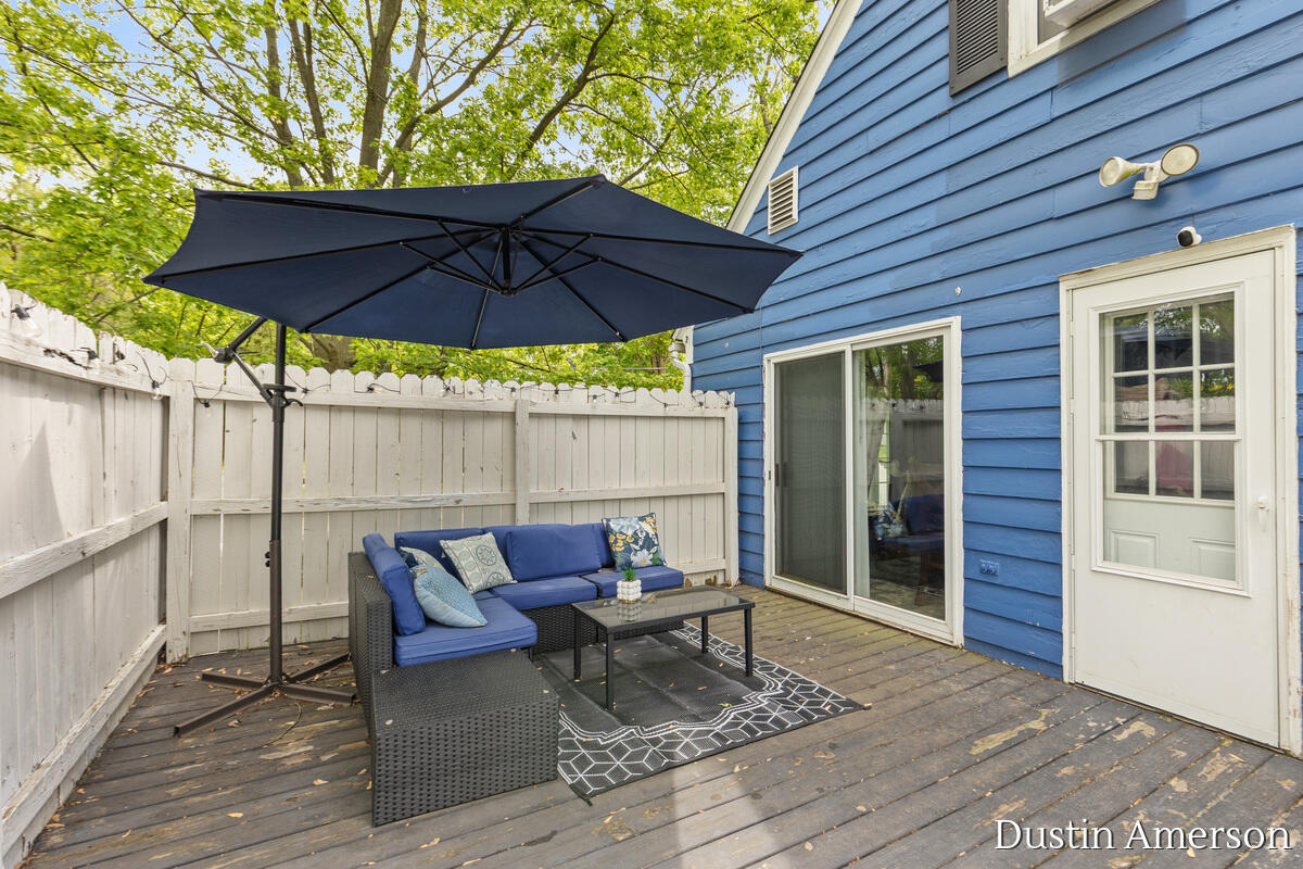 1411 Lewison Avenue NE Grand Rapids MI 49505