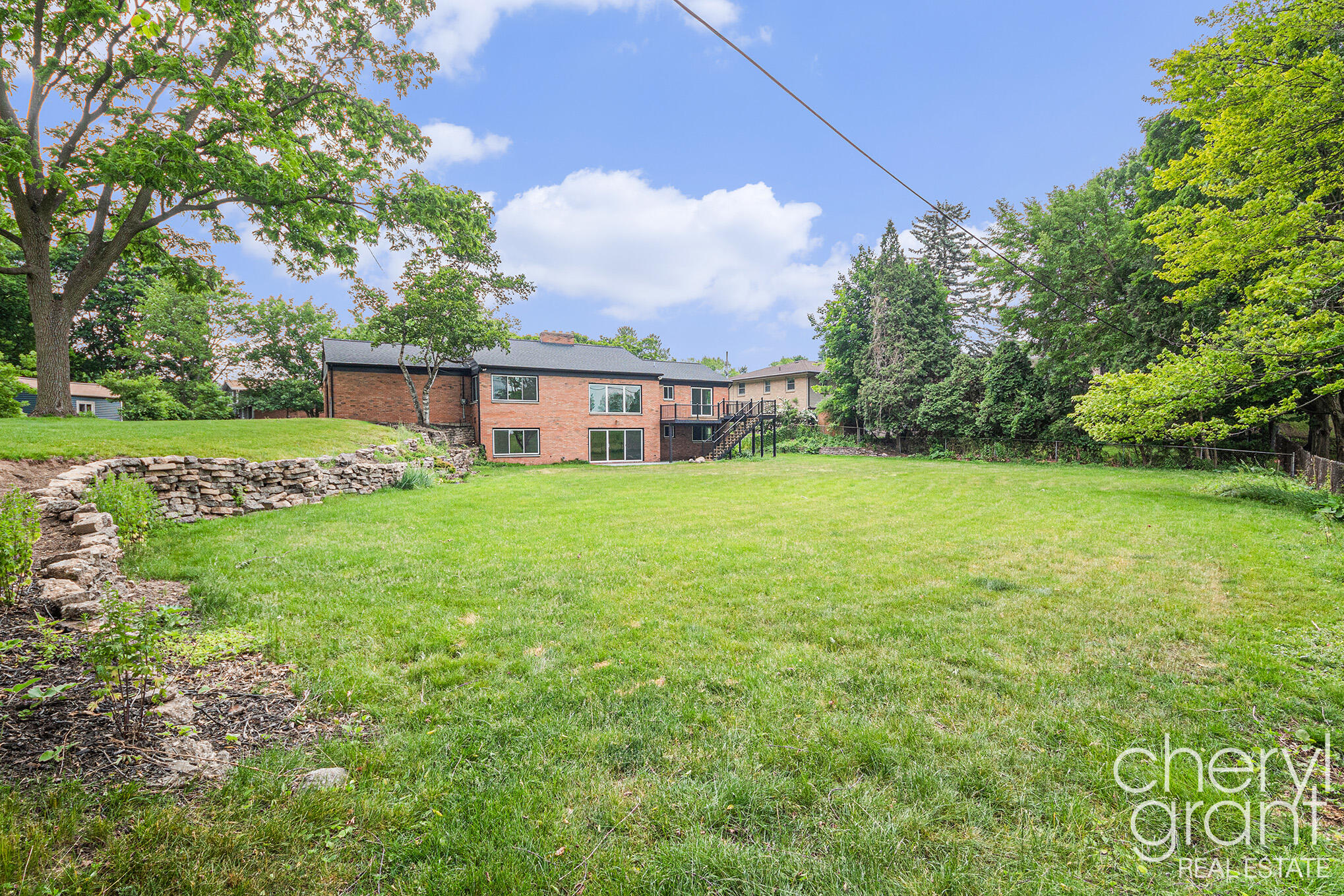 1757 Westlane Drive NE Grand Rapids MI 49505