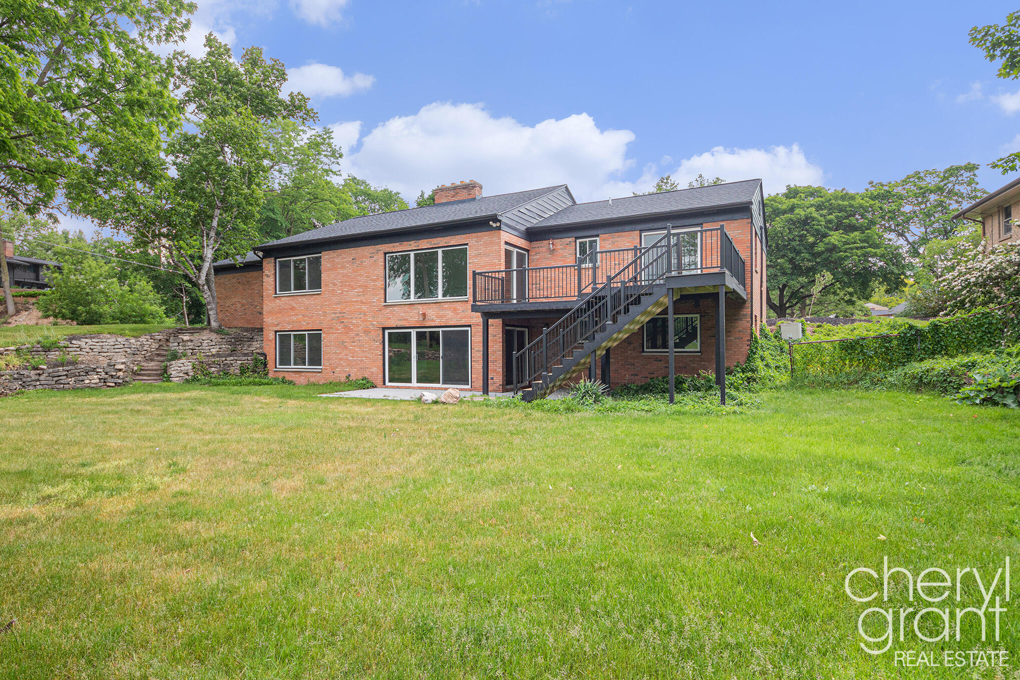 1757 Westlane Drive NE Grand Rapids MI 49505