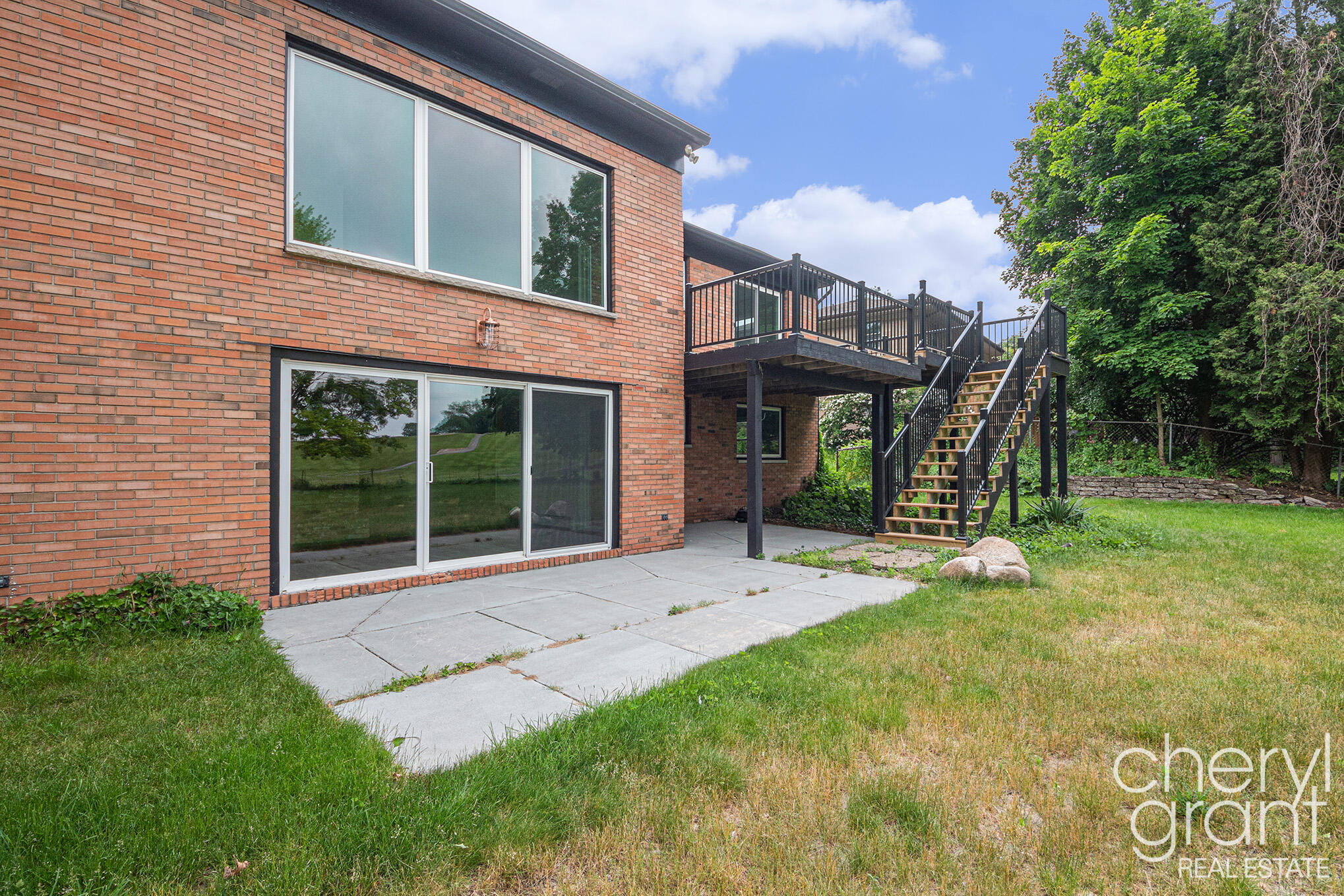 1757 Westlane Drive NE Grand Rapids MI 49505