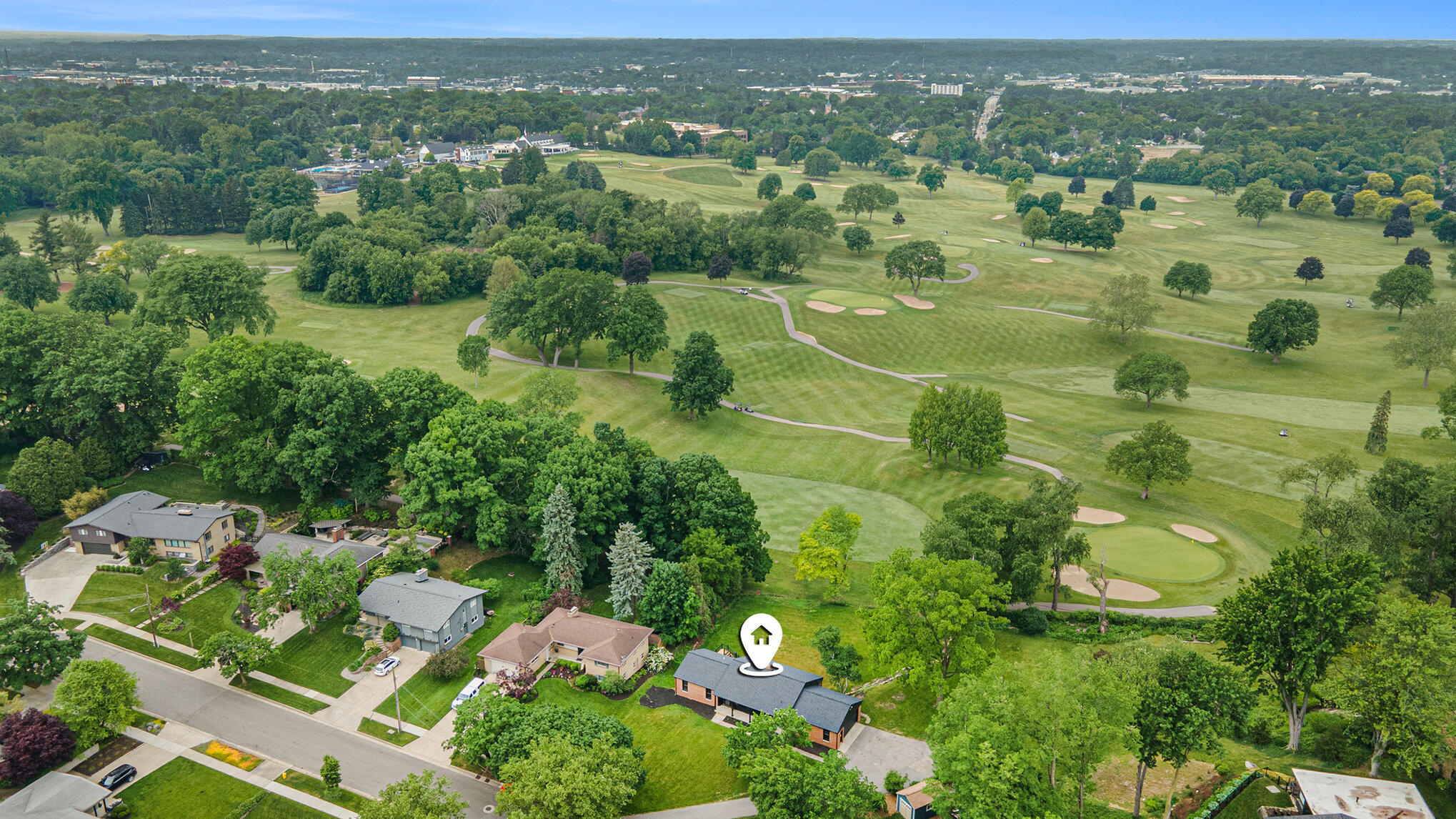 1757 Westlane Drive NE Grand Rapids MI 49505