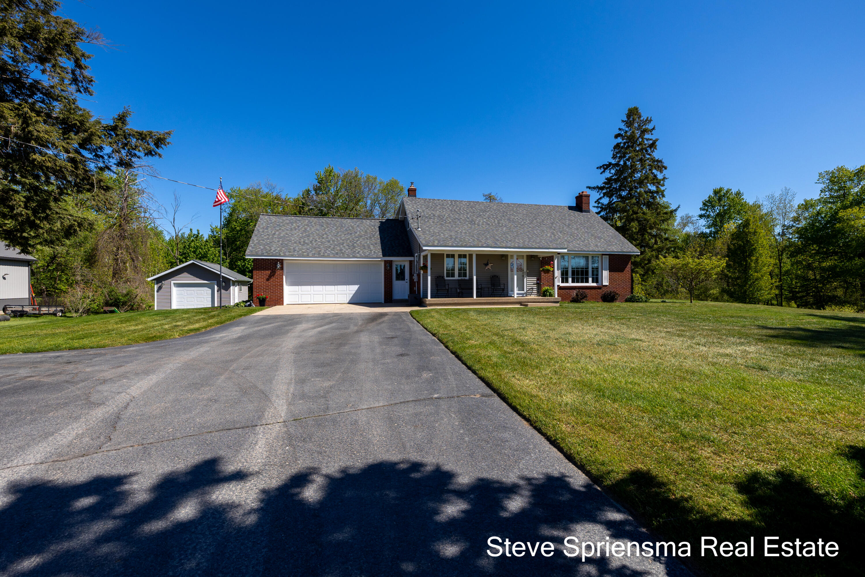 9861 Pierce Street Zeeland MI 49464