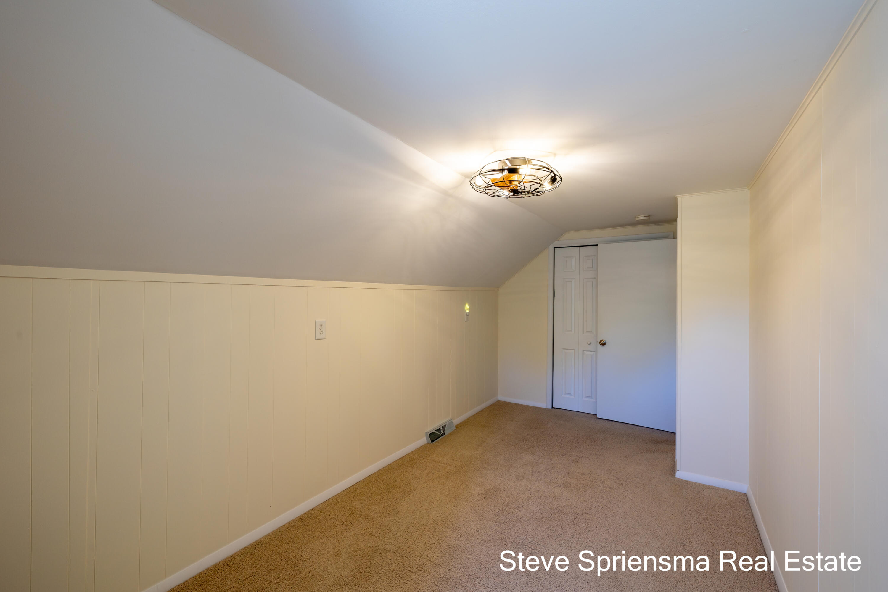 9861 Pierce Street Zeeland MI 49464