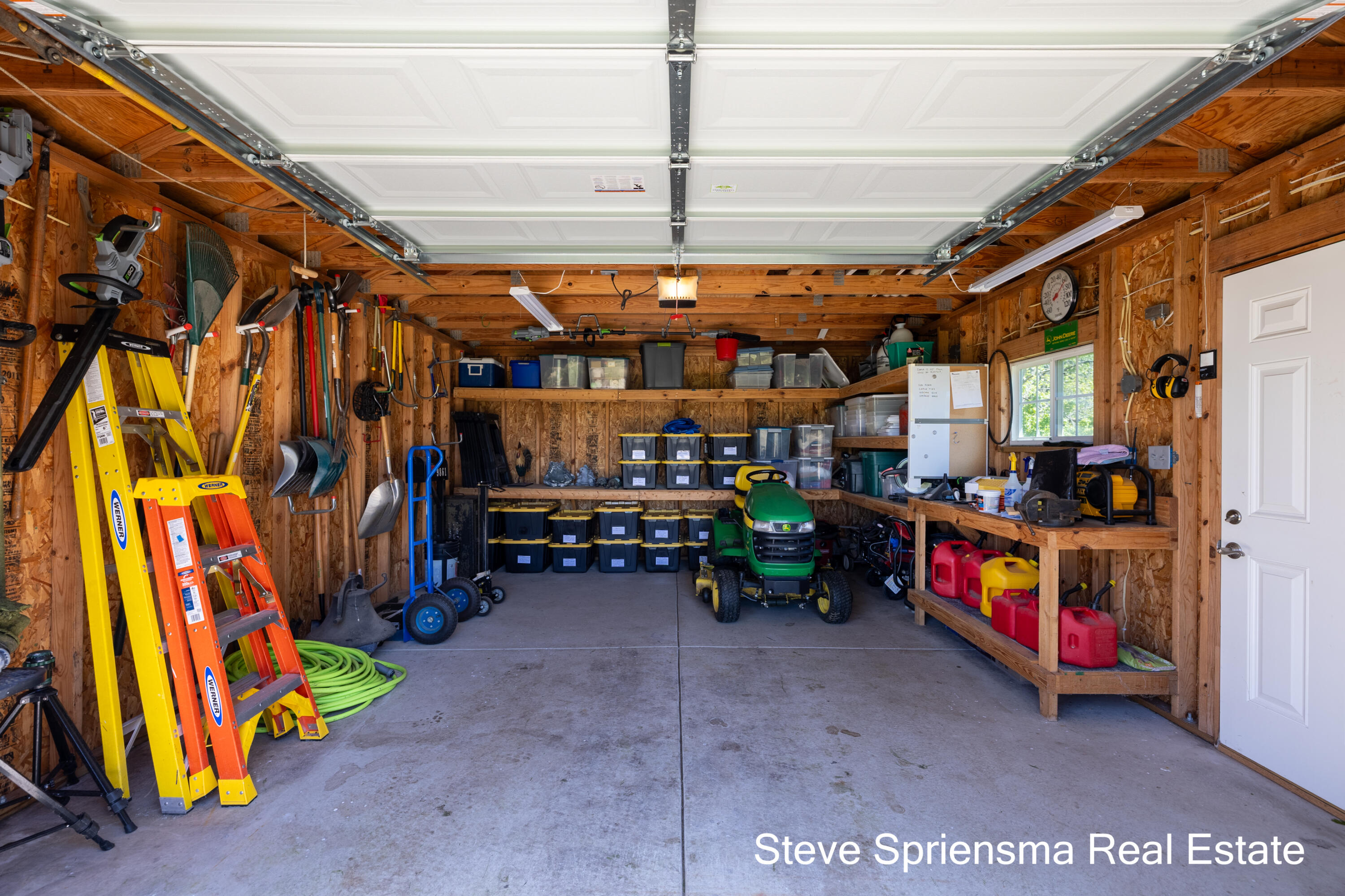 9861 Pierce Street Zeeland MI 49464