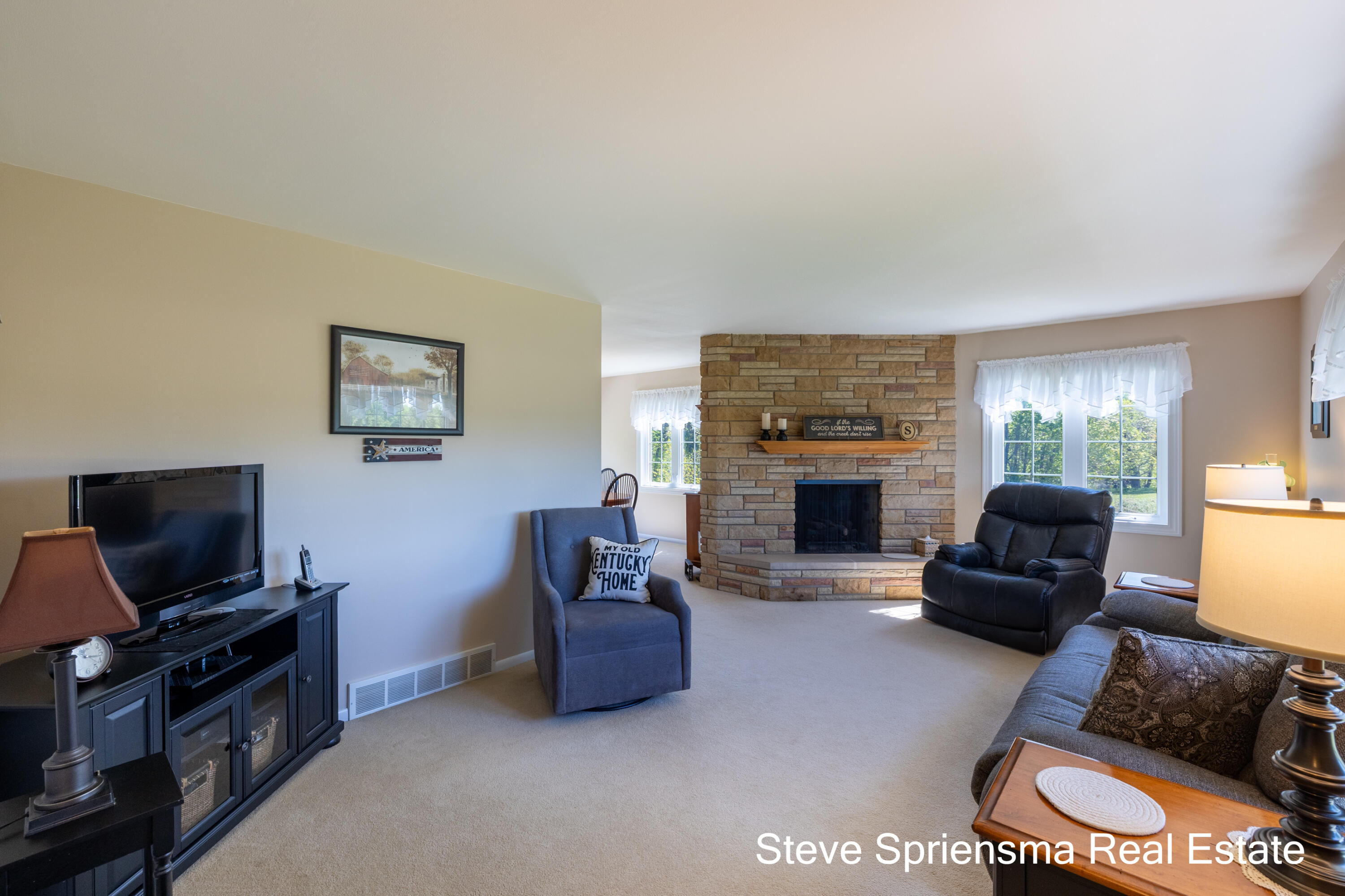 9861 Pierce Street Zeeland MI 49464