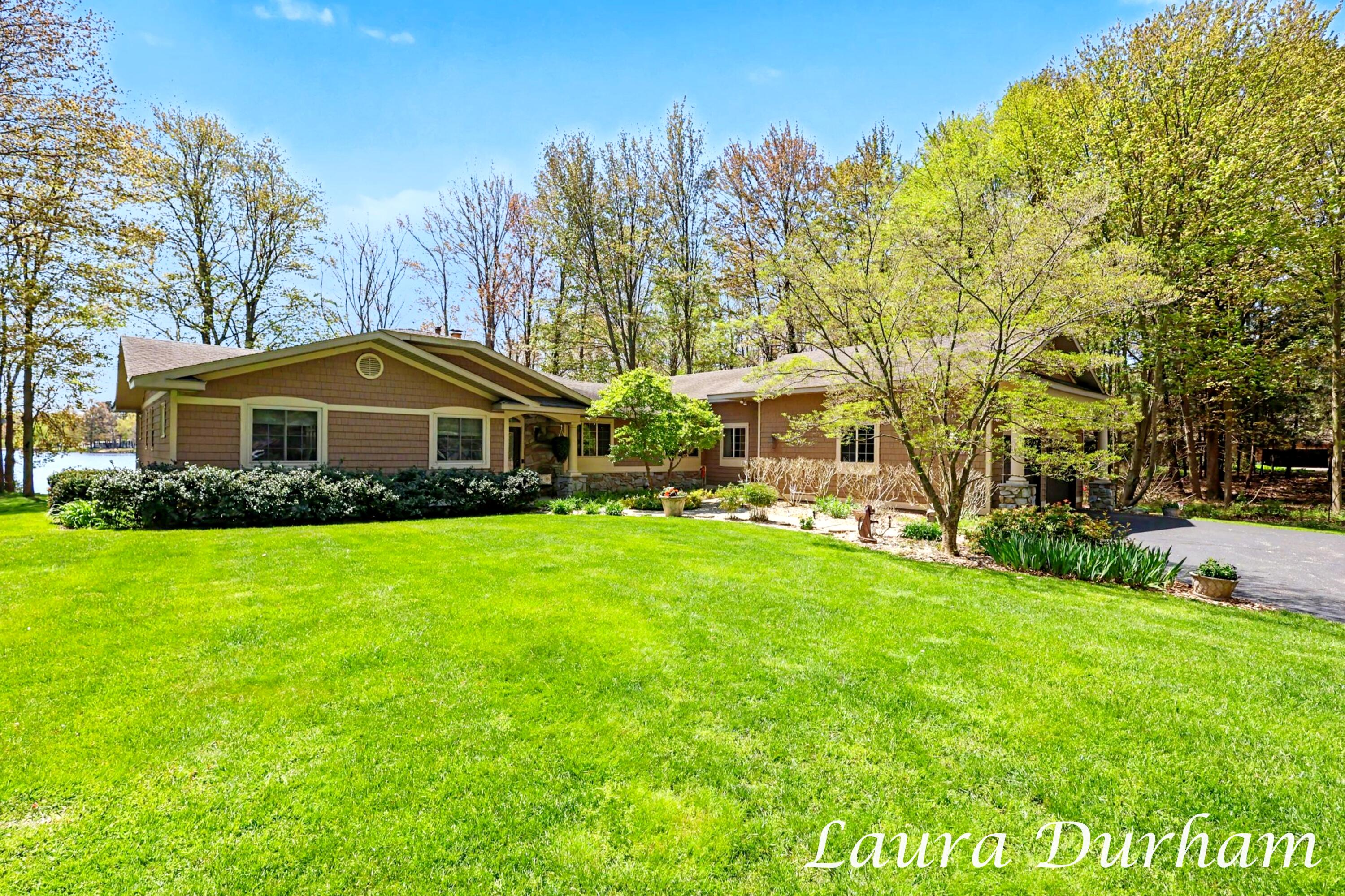 3636 Vienna Stras Street Holland MI 49423