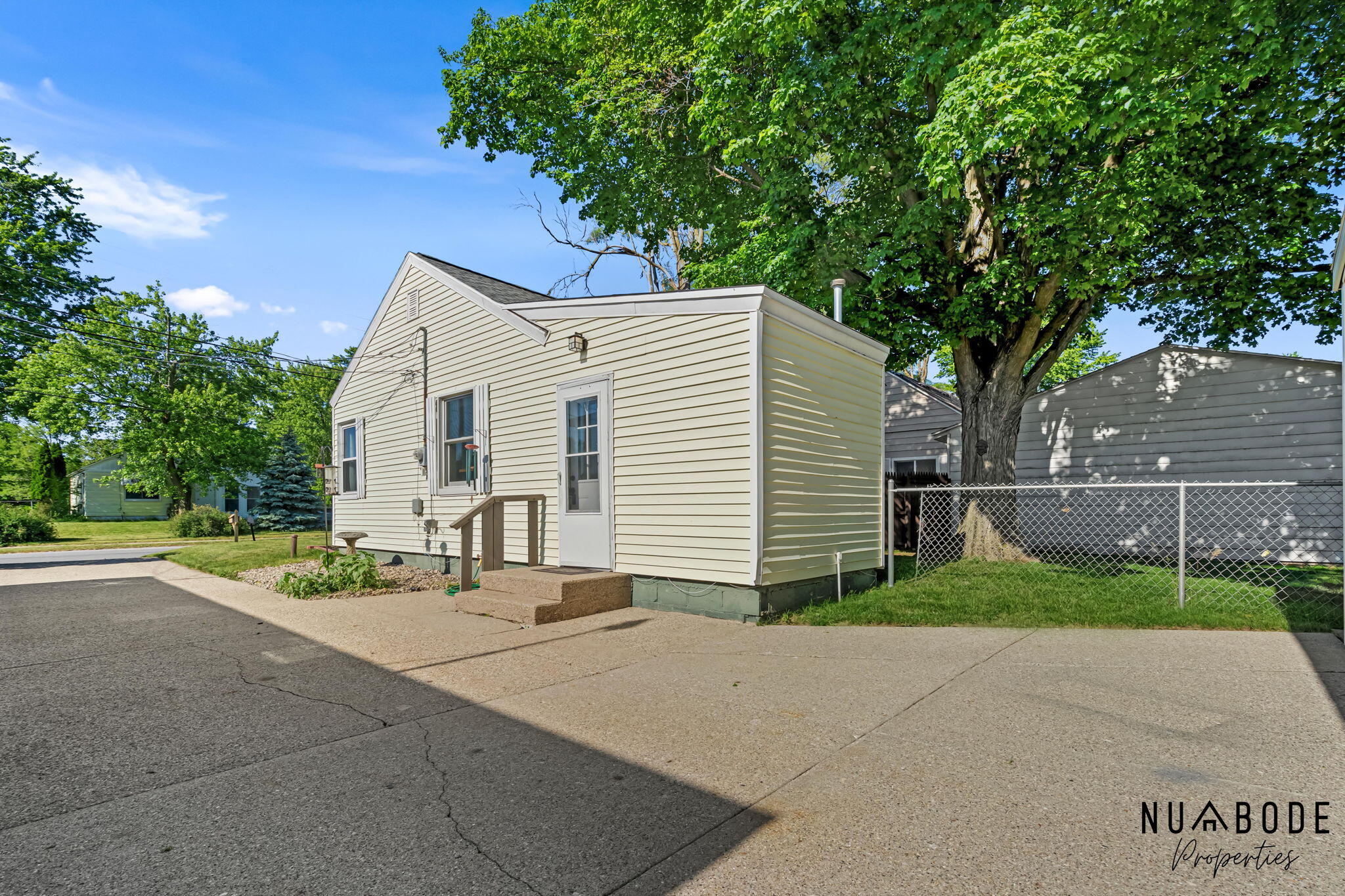 114 Nancy Street SE Grand Rapids MI 49548