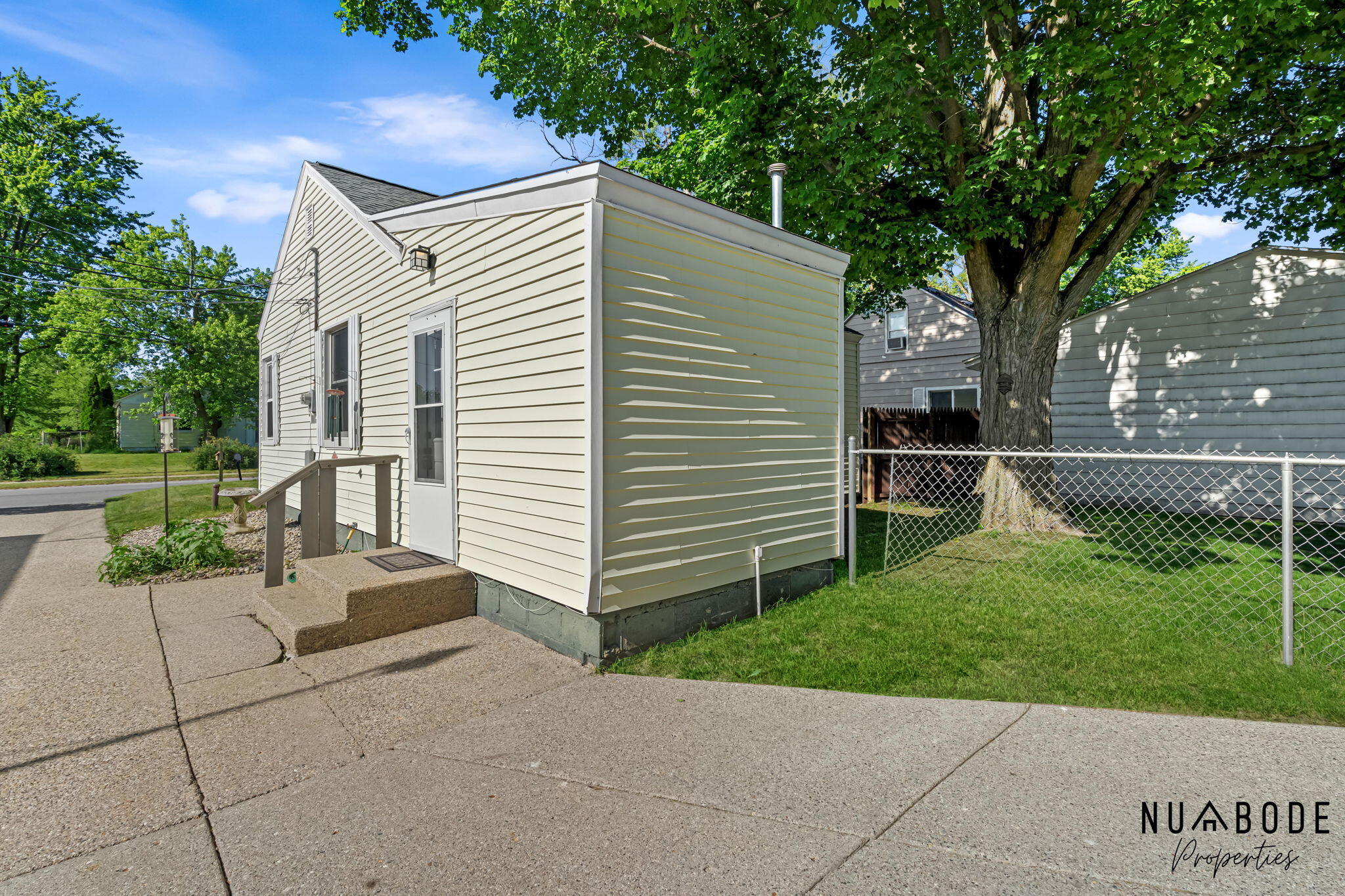 114 Nancy Street SE Grand Rapids MI 49548