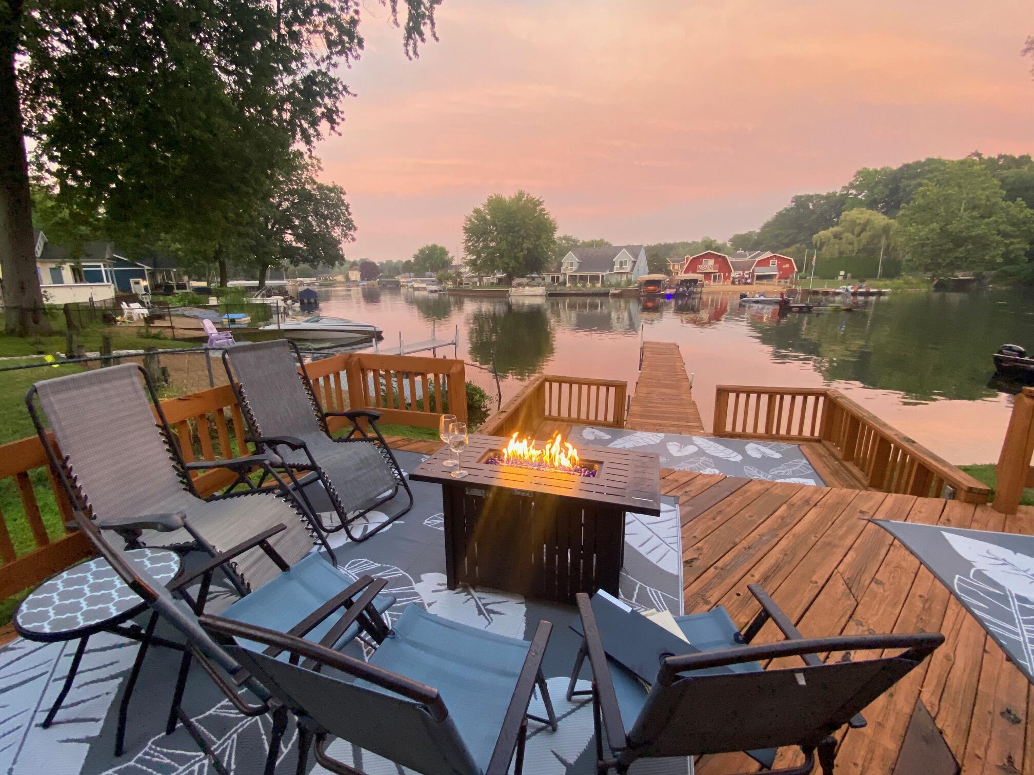 4733 Shore Drive Coloma MI 49038