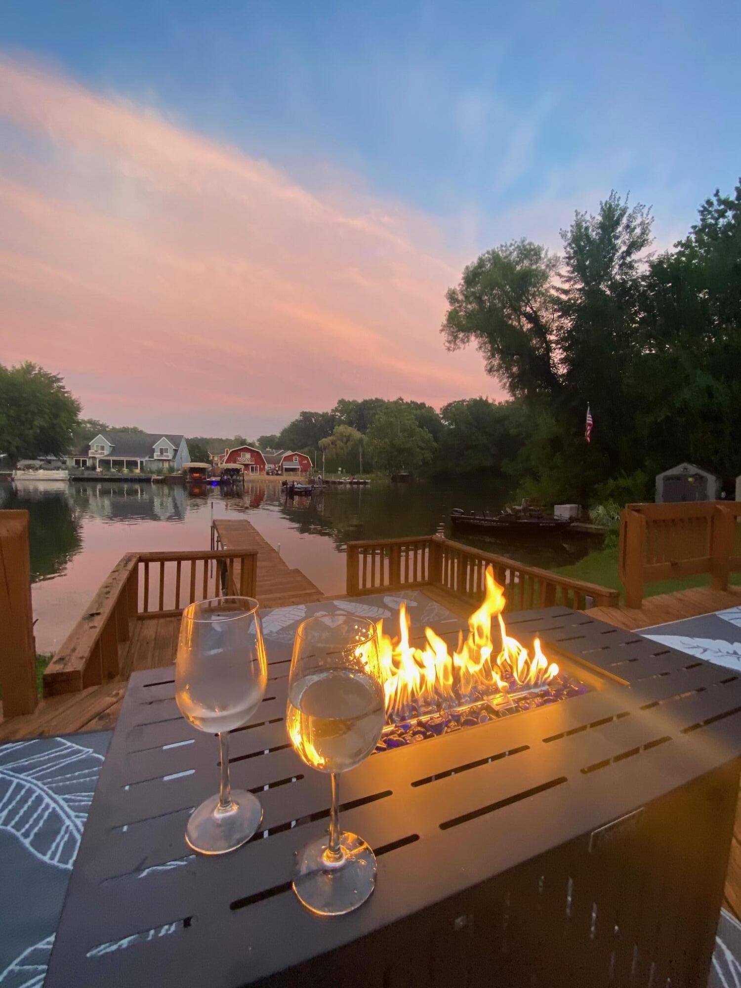 4733 Shore Drive Coloma MI 49038