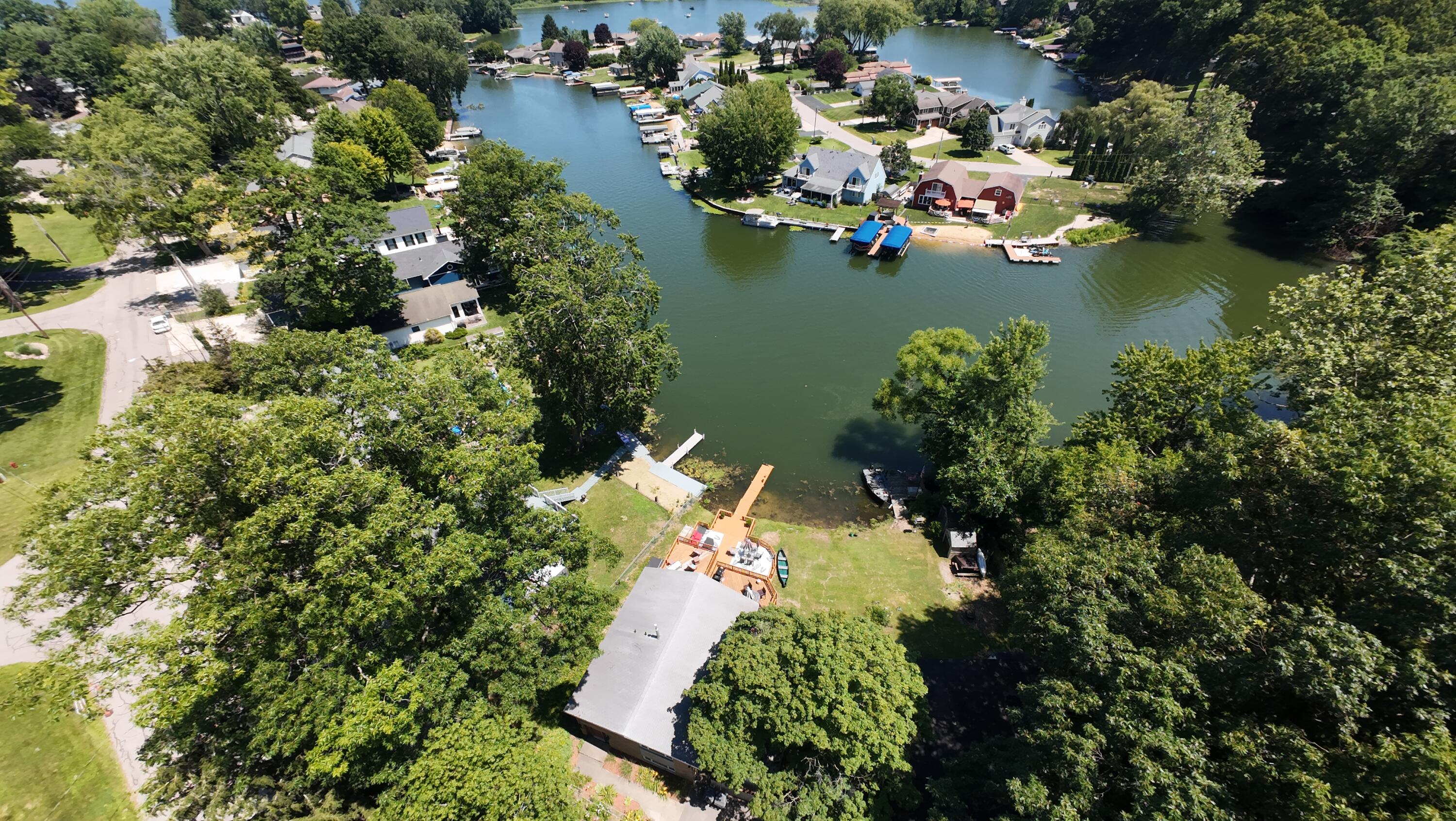 4733 Shore Drive Coloma MI 49038