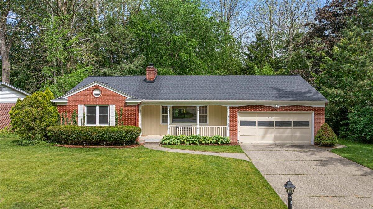 4742 Curwood Avenue SE Grand Rapids MI 49508