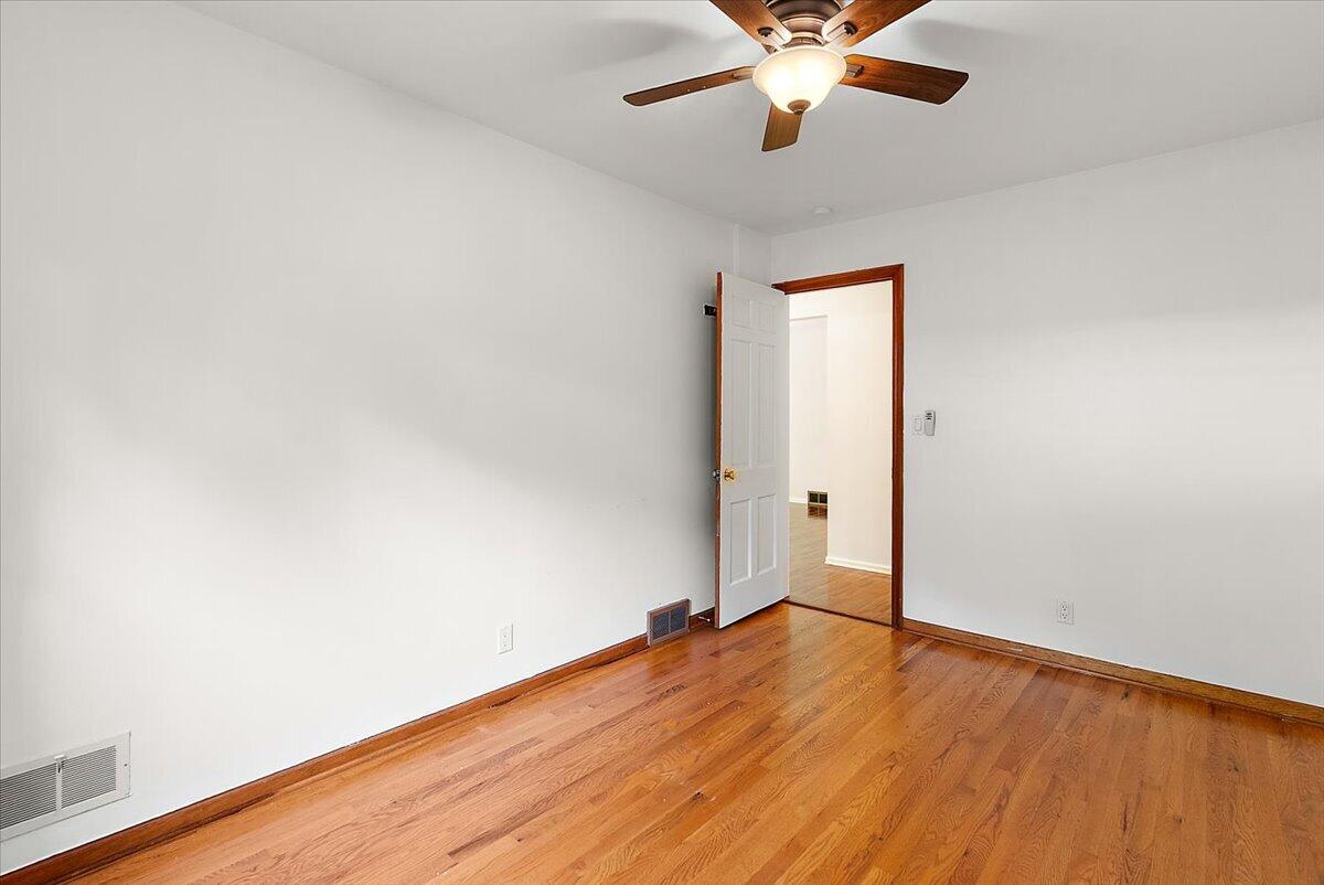4742 Curwood Avenue SE Grand Rapids MI 49508