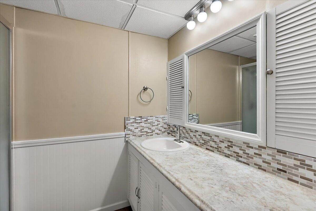 4742 Curwood Avenue SE Grand Rapids MI 49508