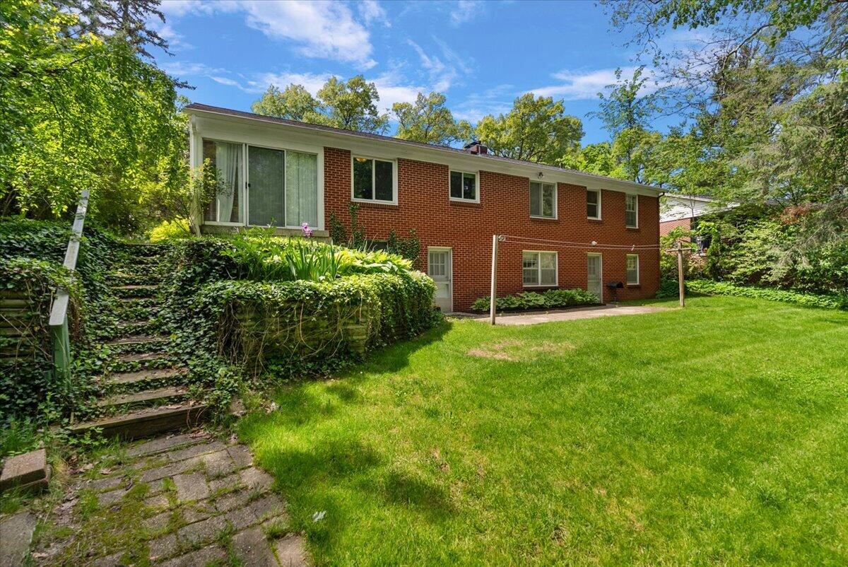 4742 Curwood Avenue SE Grand Rapids MI 49508