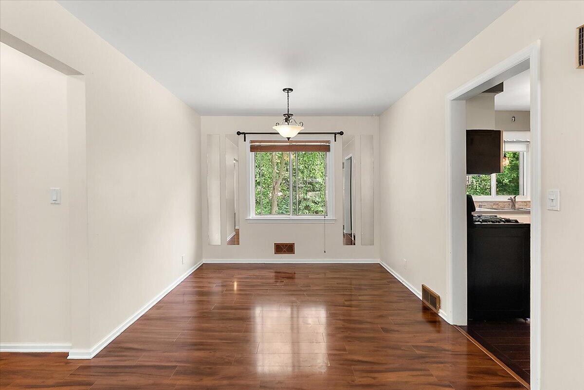 4742 Curwood Avenue SE Grand Rapids MI 49508