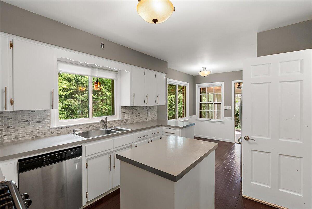 4742 Curwood Avenue SE Grand Rapids MI 49508