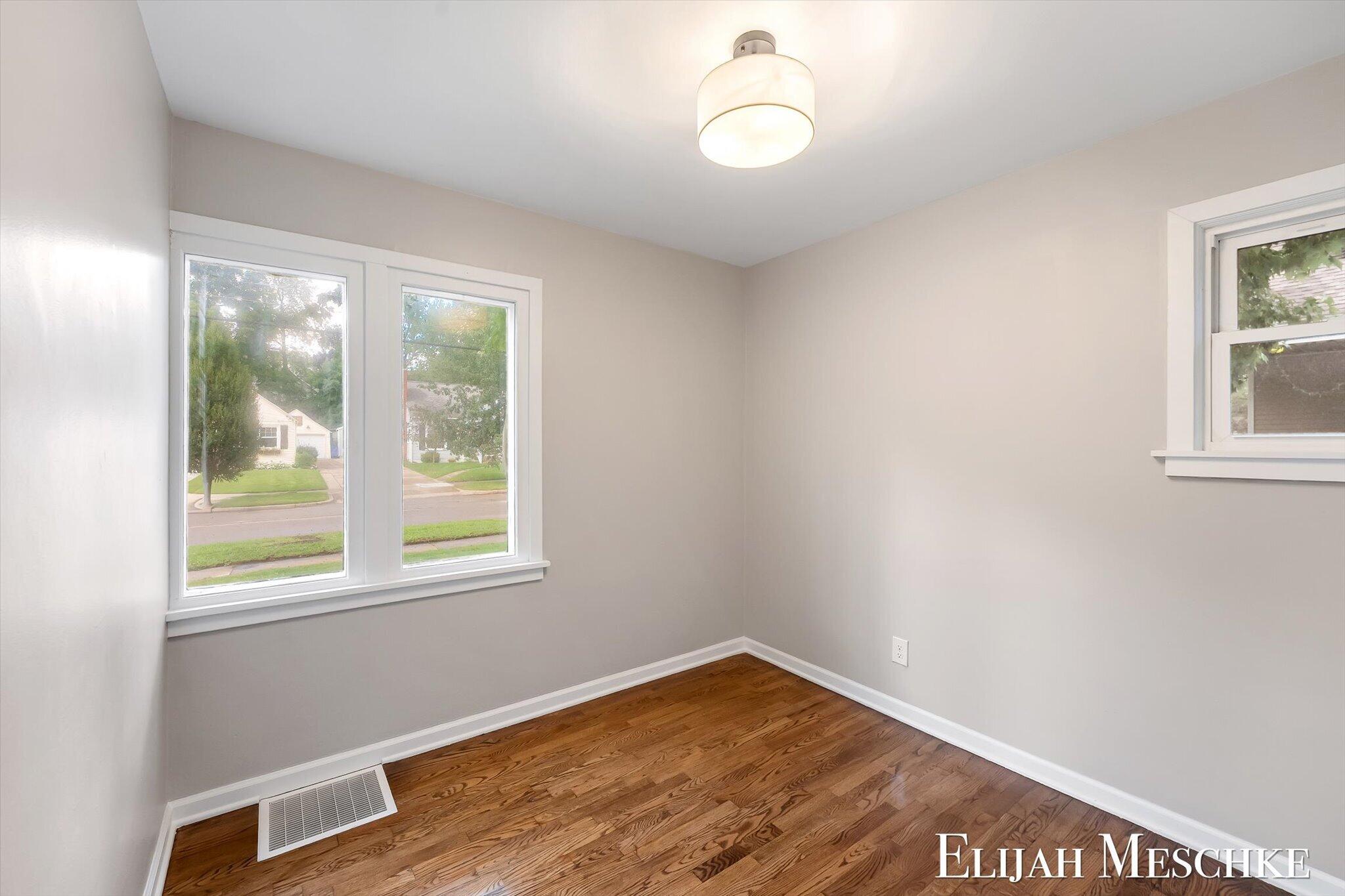 1034 Griswold Street SE Grand Rapids MI 49507