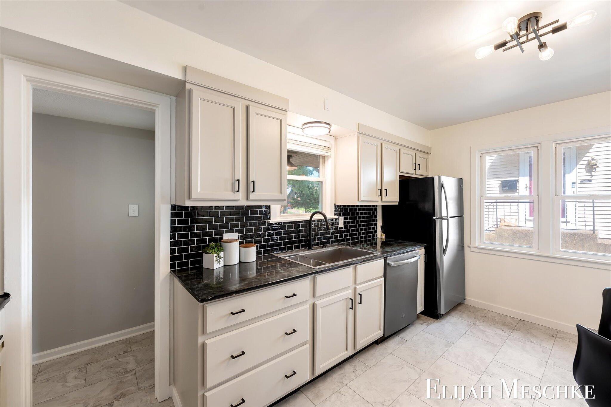 1034 Griswold Street SE Grand Rapids MI 49507