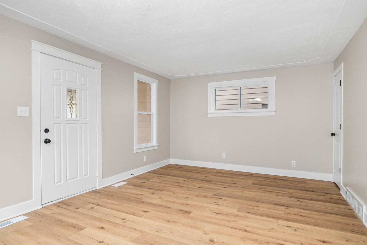 1312 Crosby Street NW Grand Rapids MI 49504