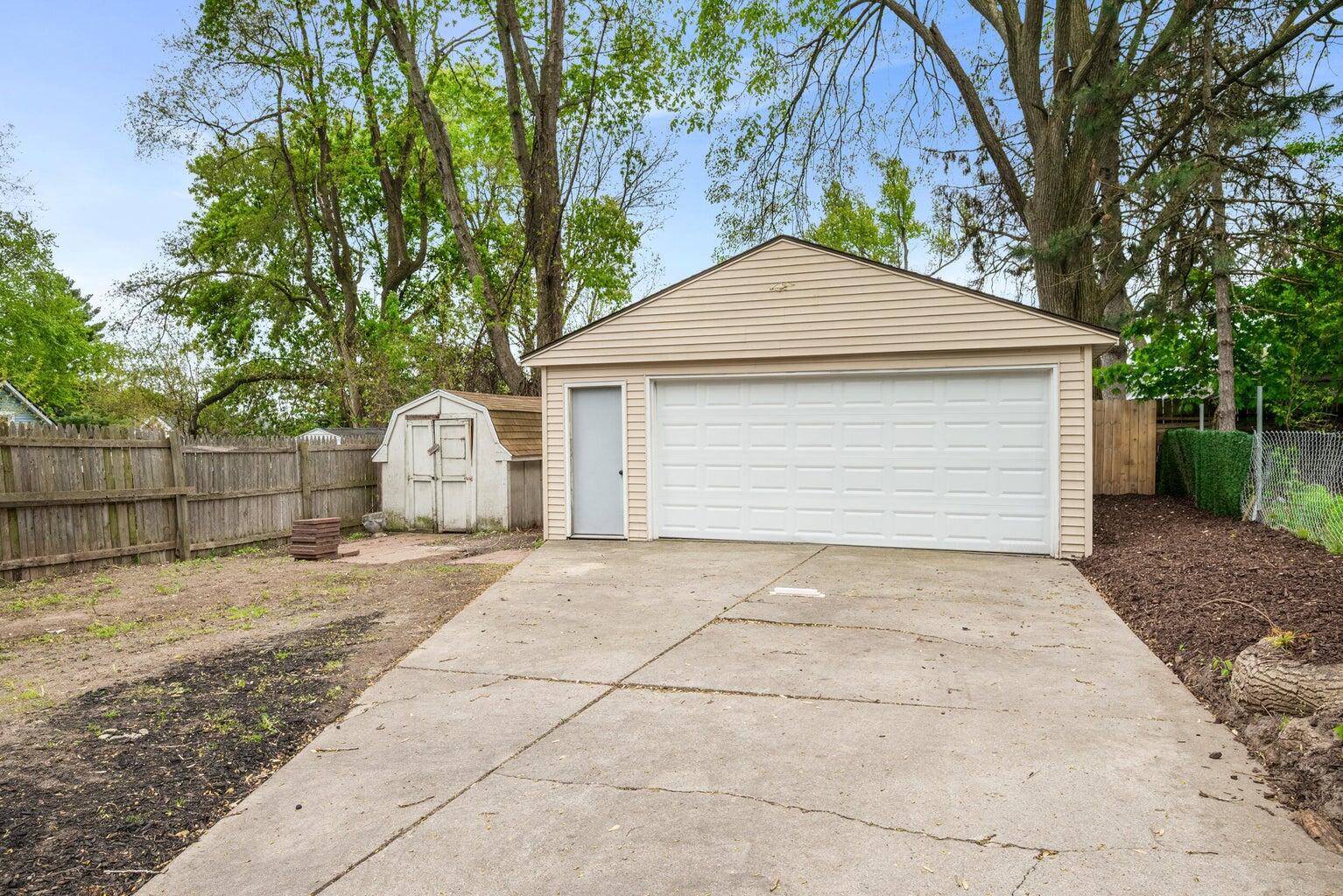 1312 Crosby Street NW Grand Rapids MI 49504