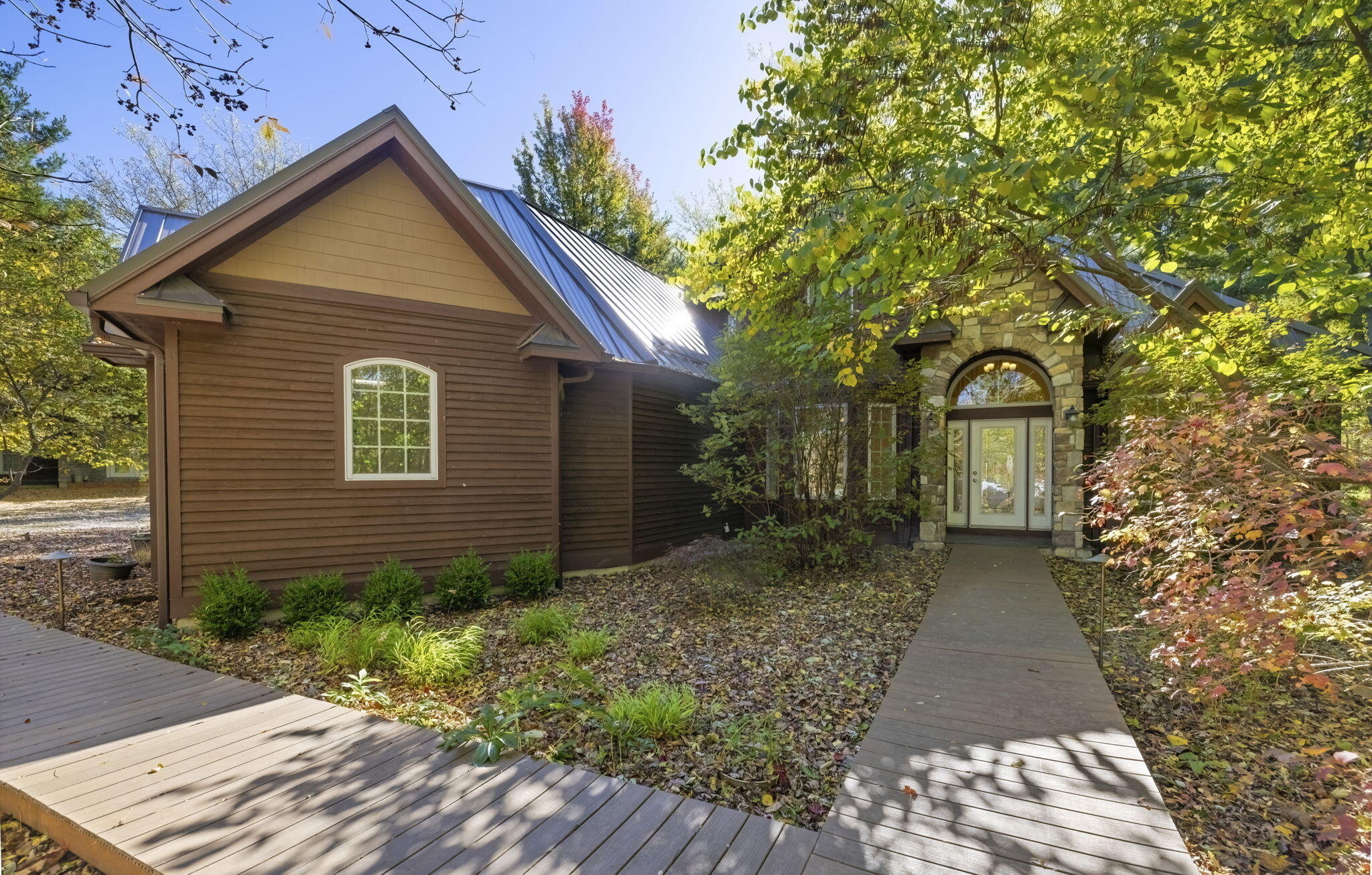 Sawyer MI, 5650 Lily Lane