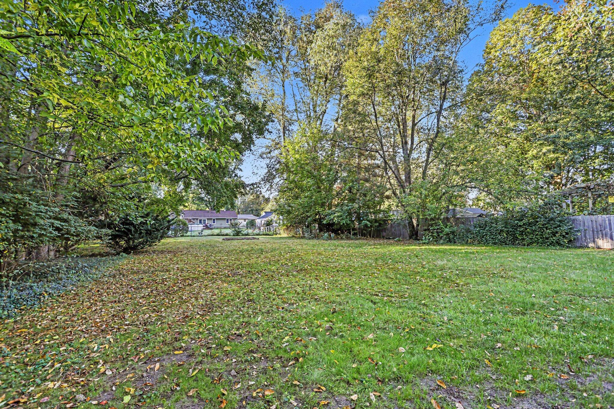 3703 Iroquois Trail Kalamazoo MI 49006