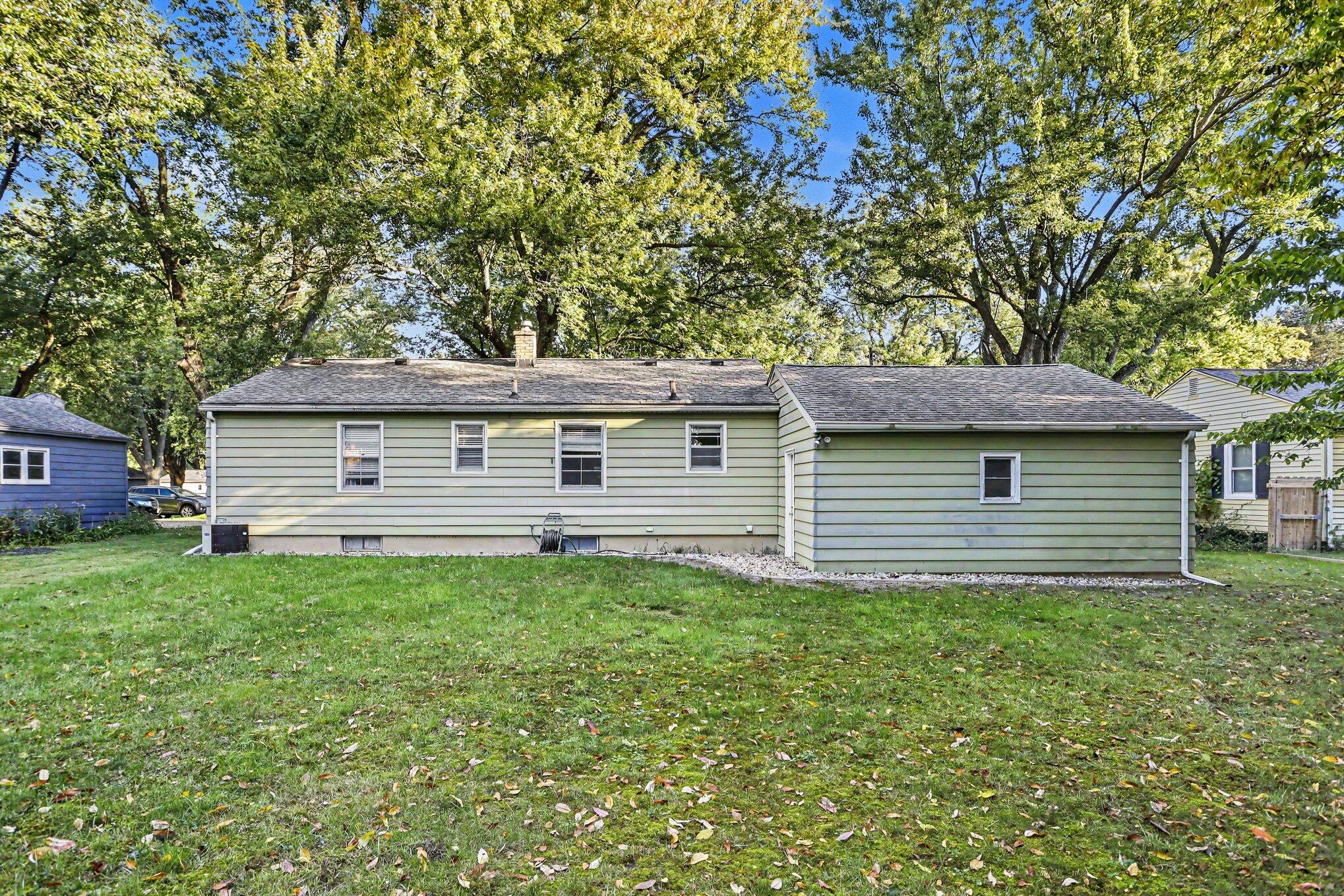 3703 Iroquois Trail Kalamazoo MI 49006