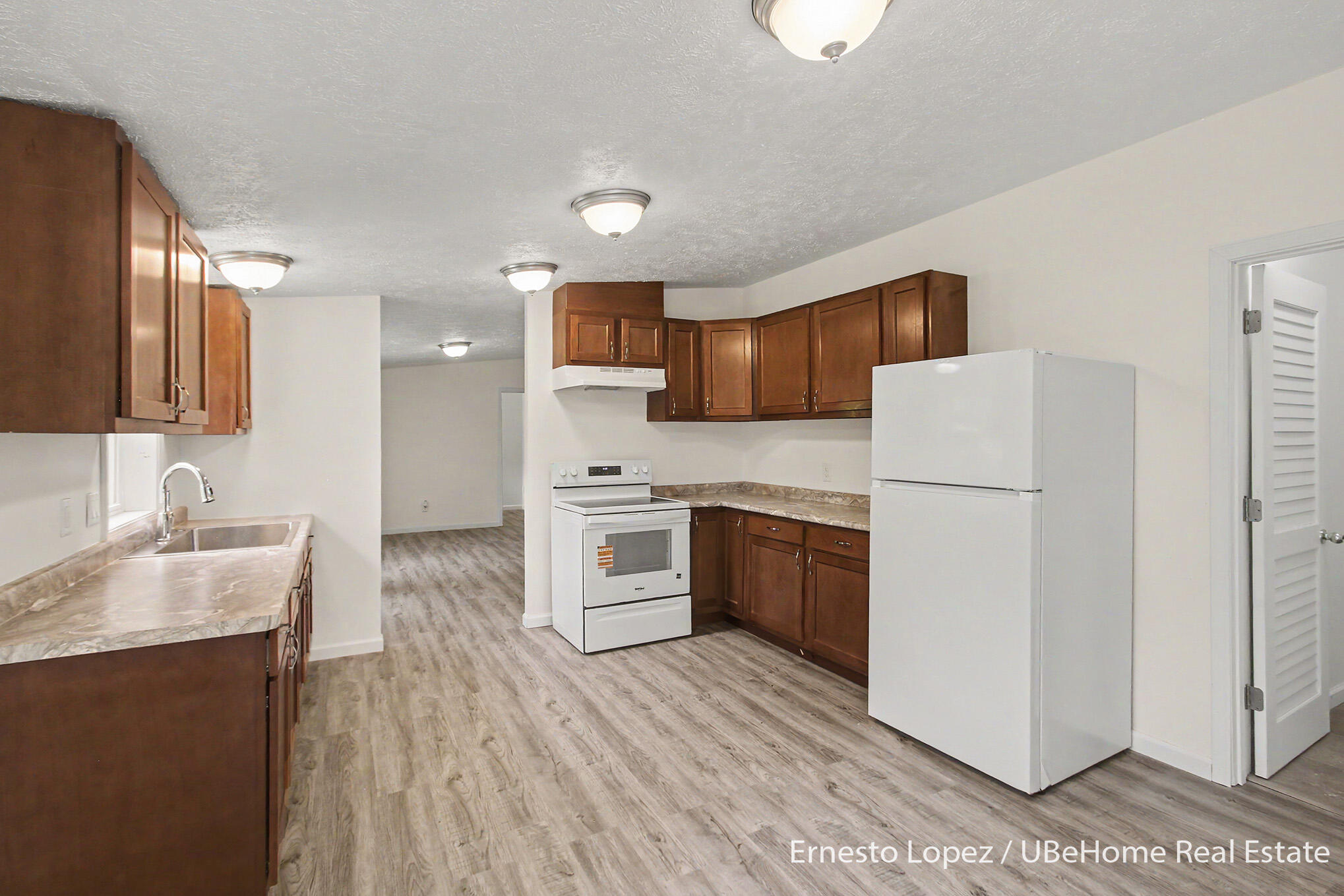 1465 64th Street Fennville MI 49408