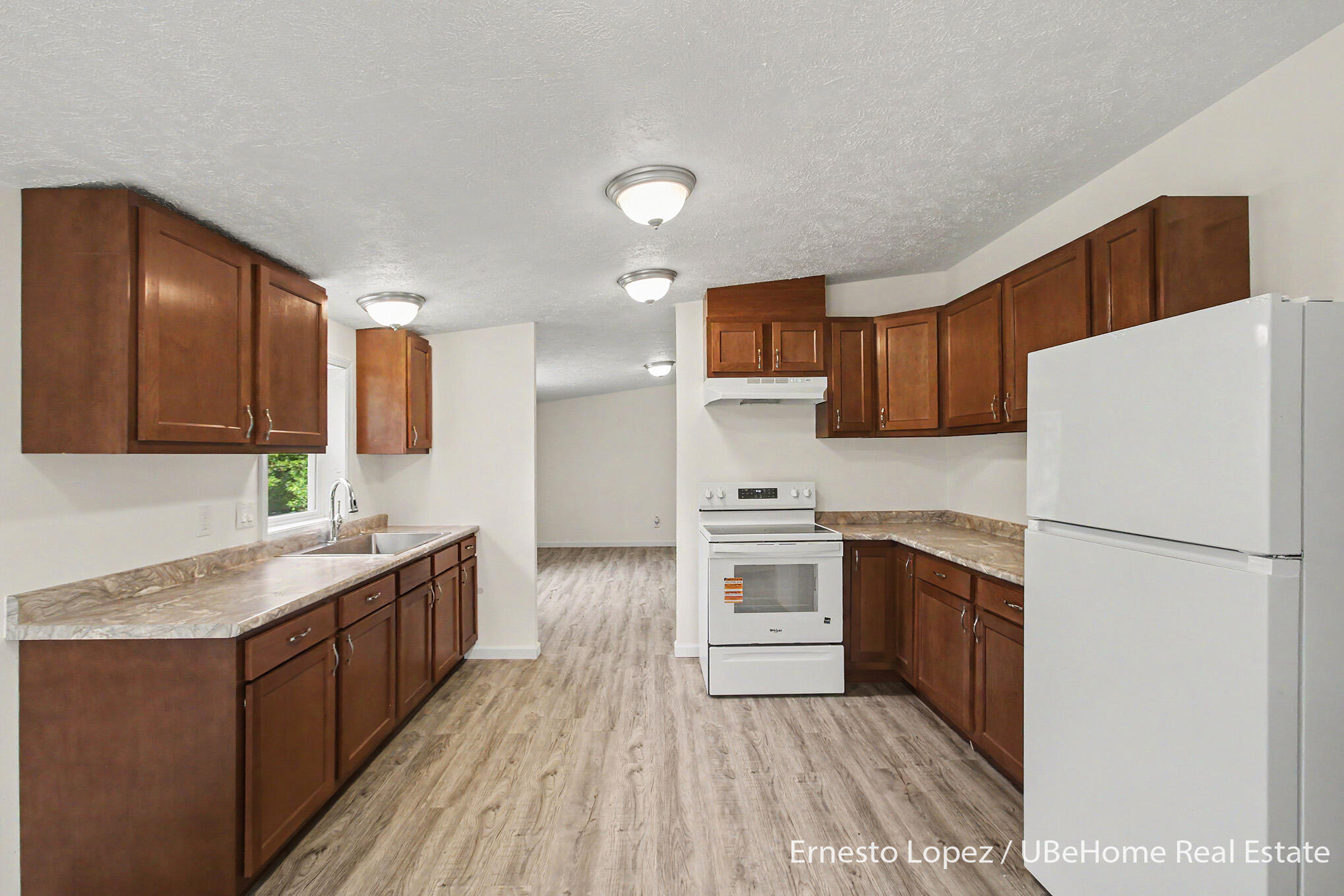 1465 64th Street Fennville MI 49408