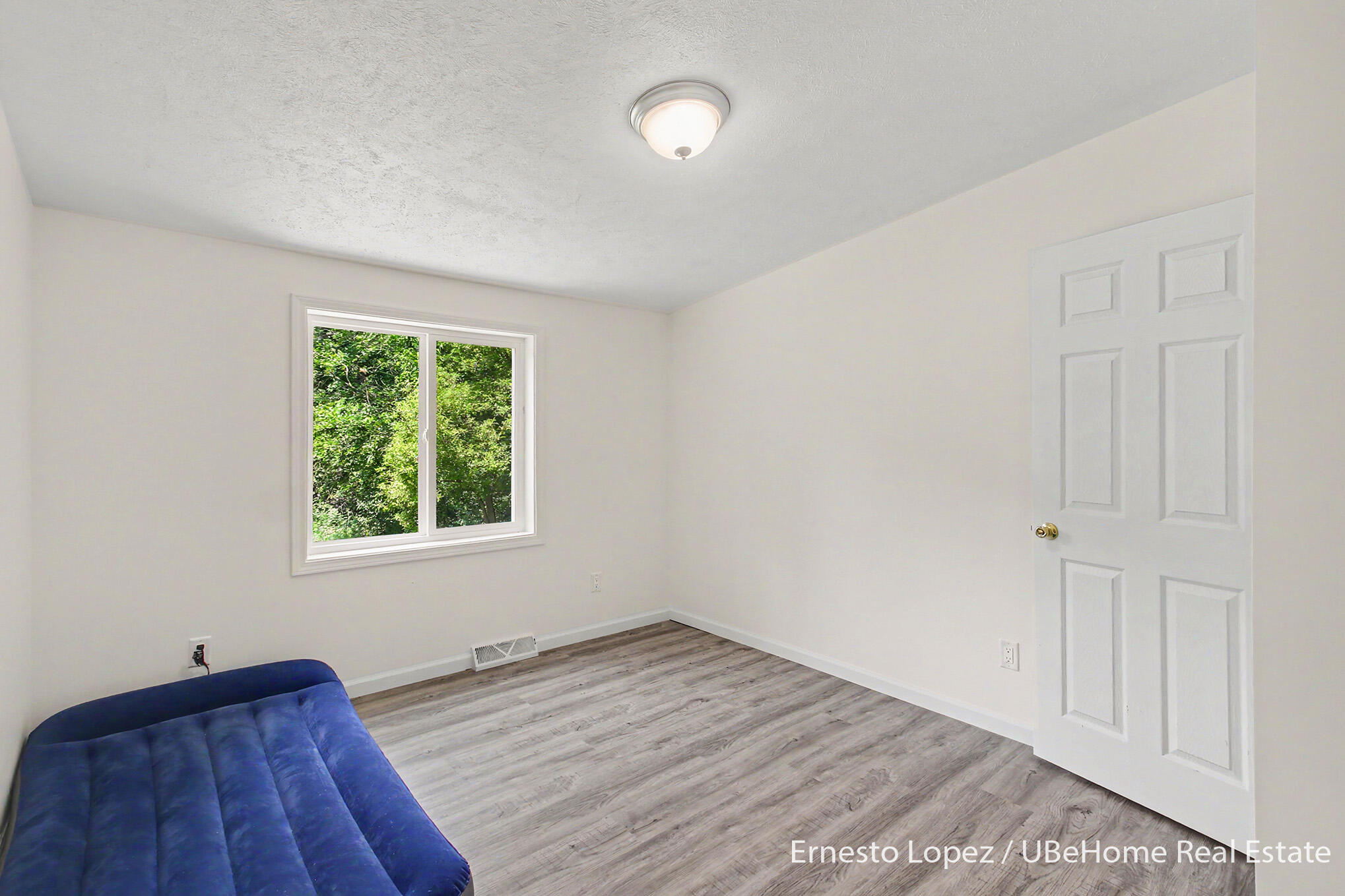 1465 64th Street Fennville MI 49408