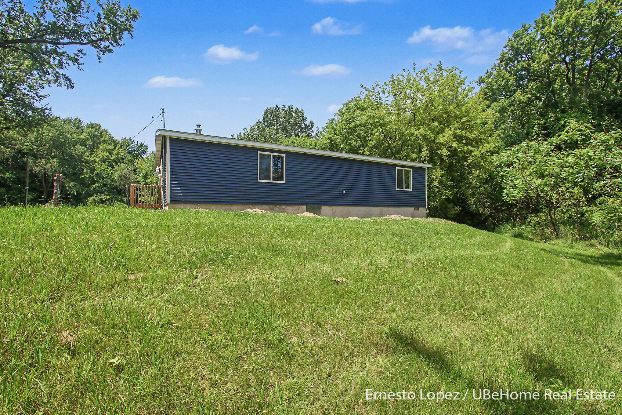 1465 64th Street Fennville MI 49408