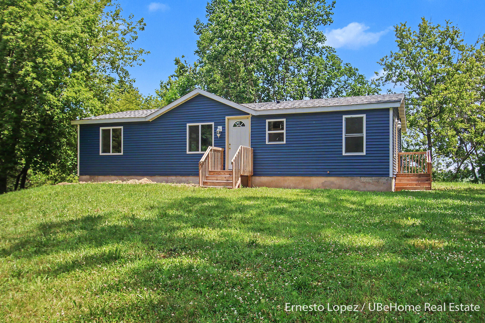 1465 64th Street Fennville MI 49408