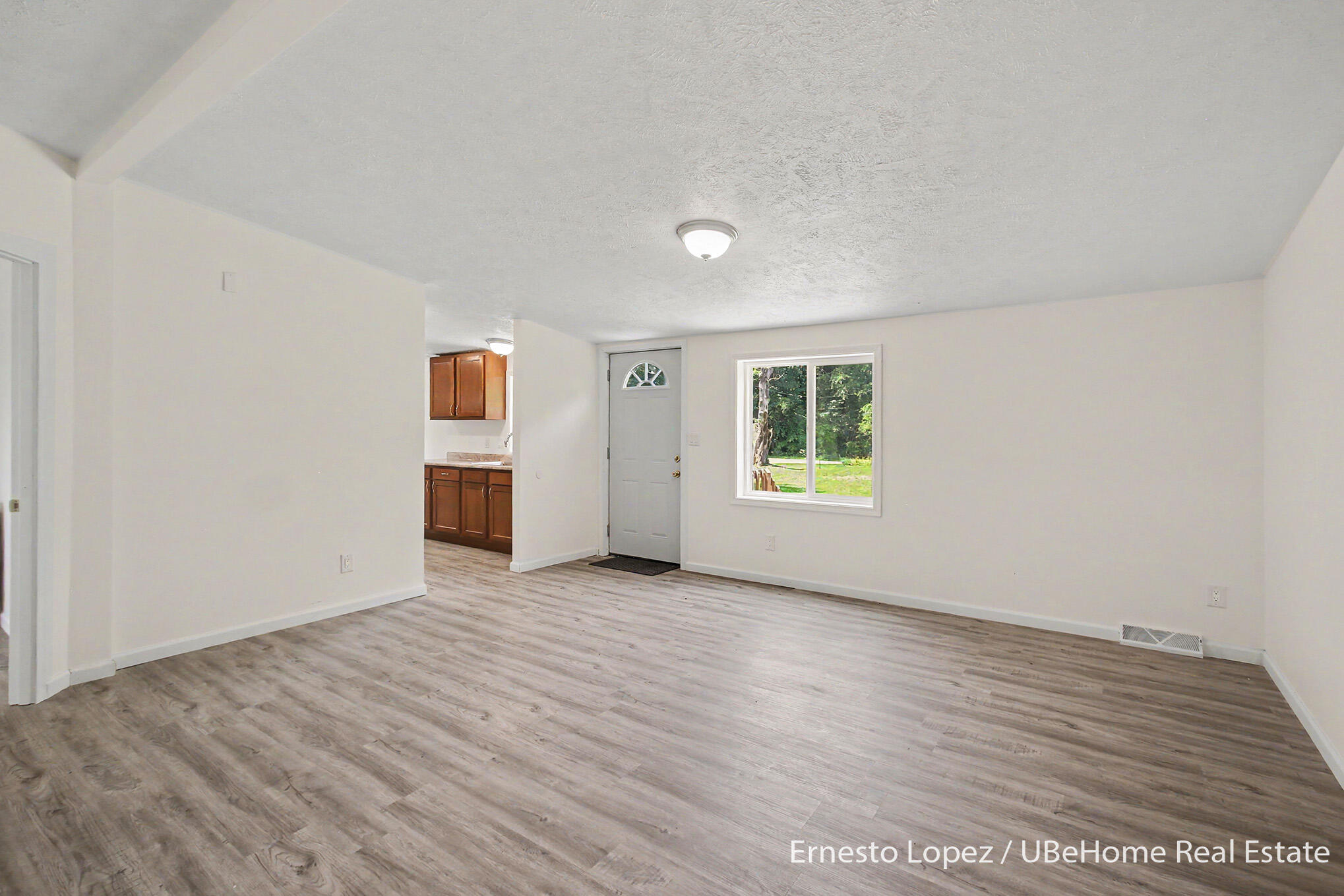 1465 64th Street Fennville MI 49408