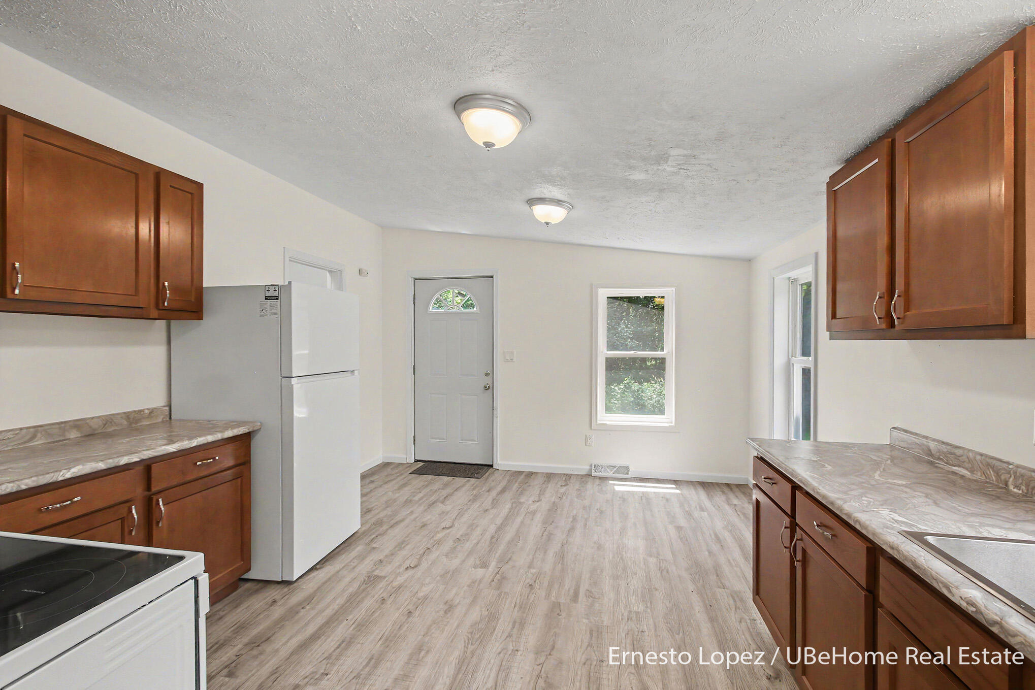 1465 64th Street Fennville MI 49408