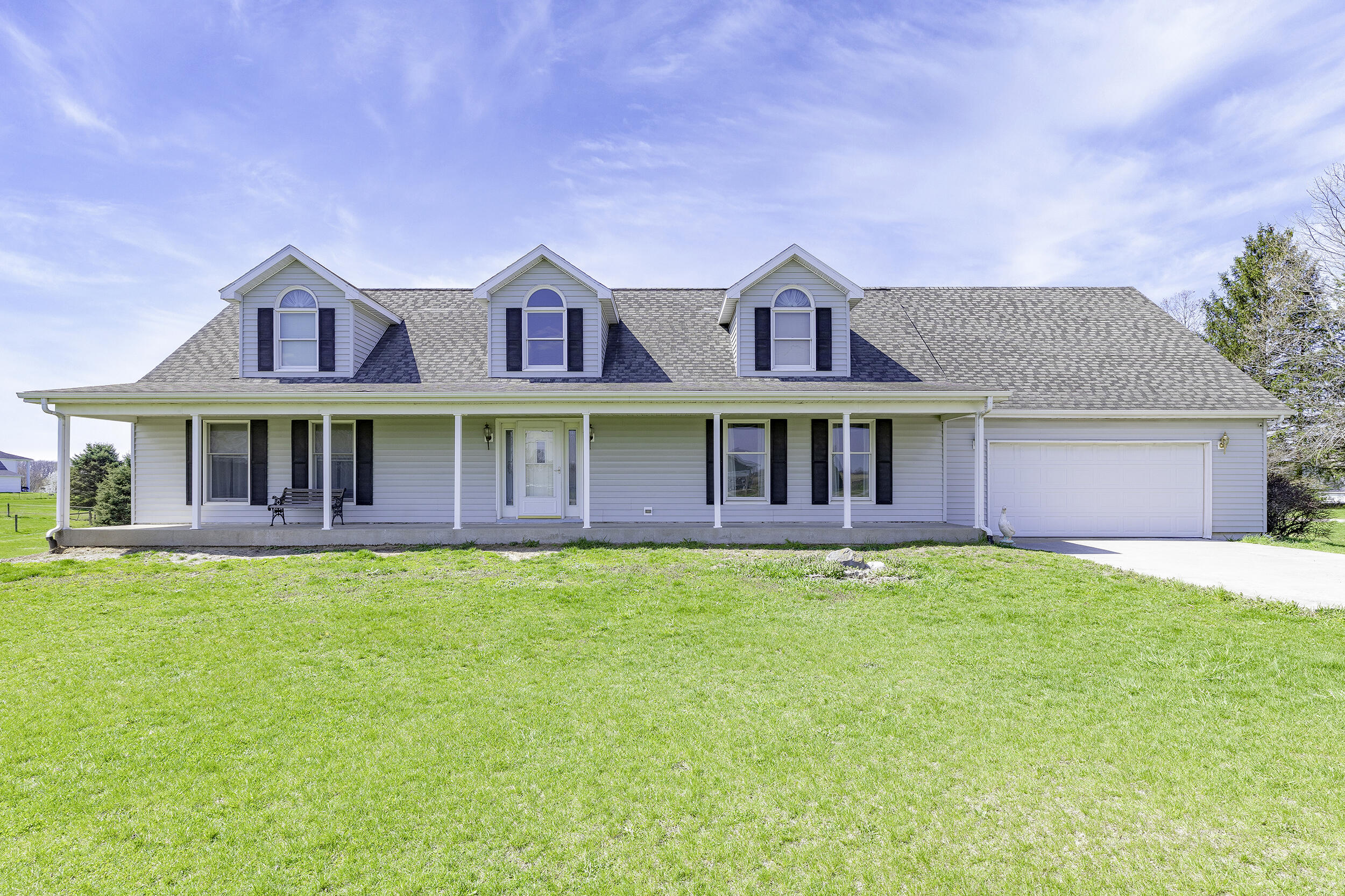 69500 Christiana Lake Road Edwardsburg MI 49112