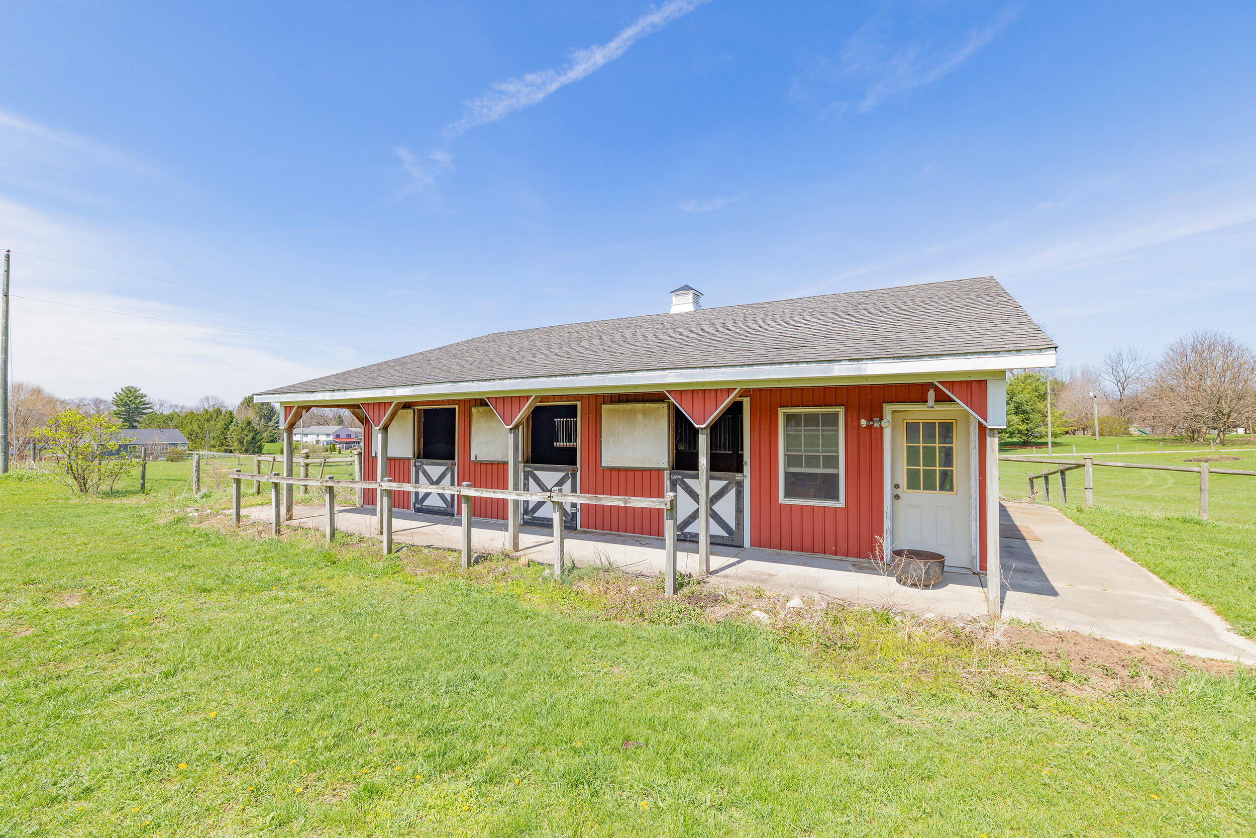 69500 Christiana Lake Road Edwardsburg MI 49112