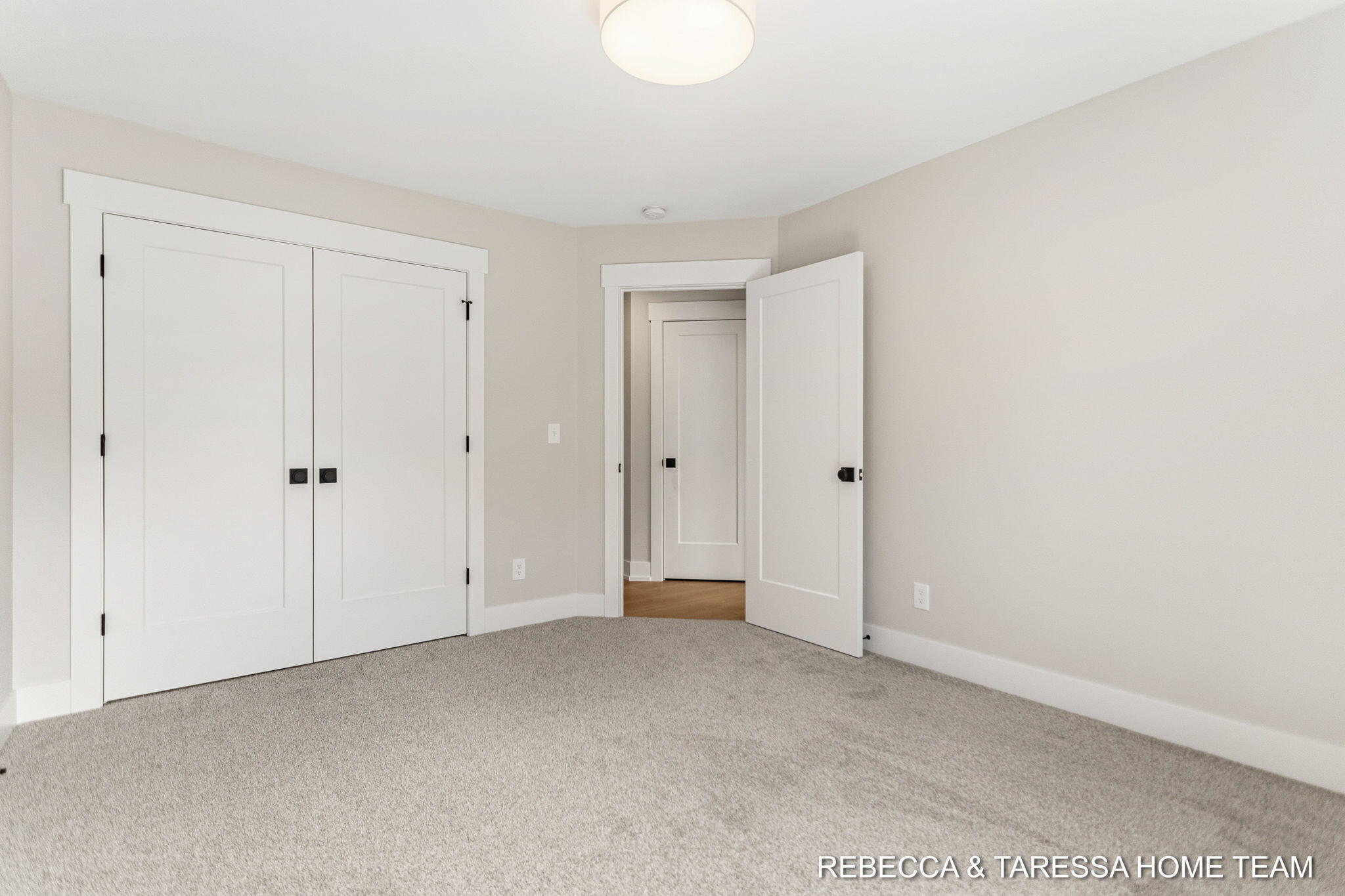 400 Sabine Drive Muskegon MI 49442