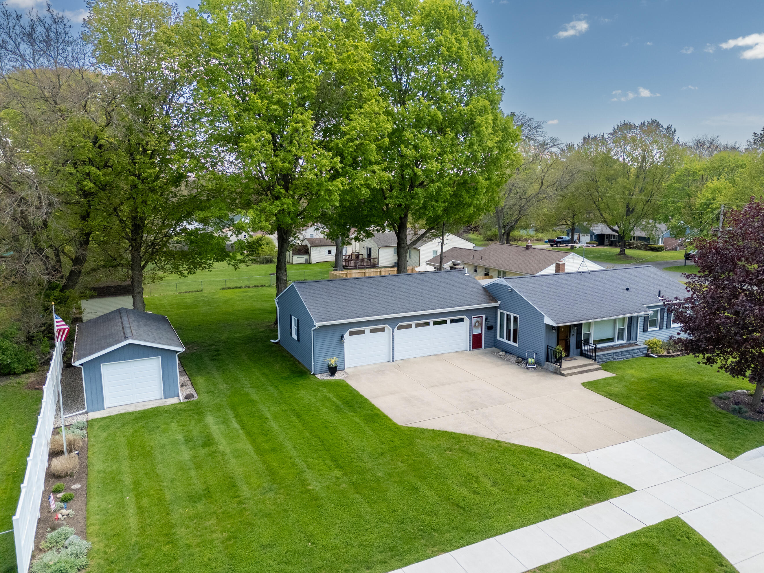 1904 Seminole Street Kalamazoo MI 49006