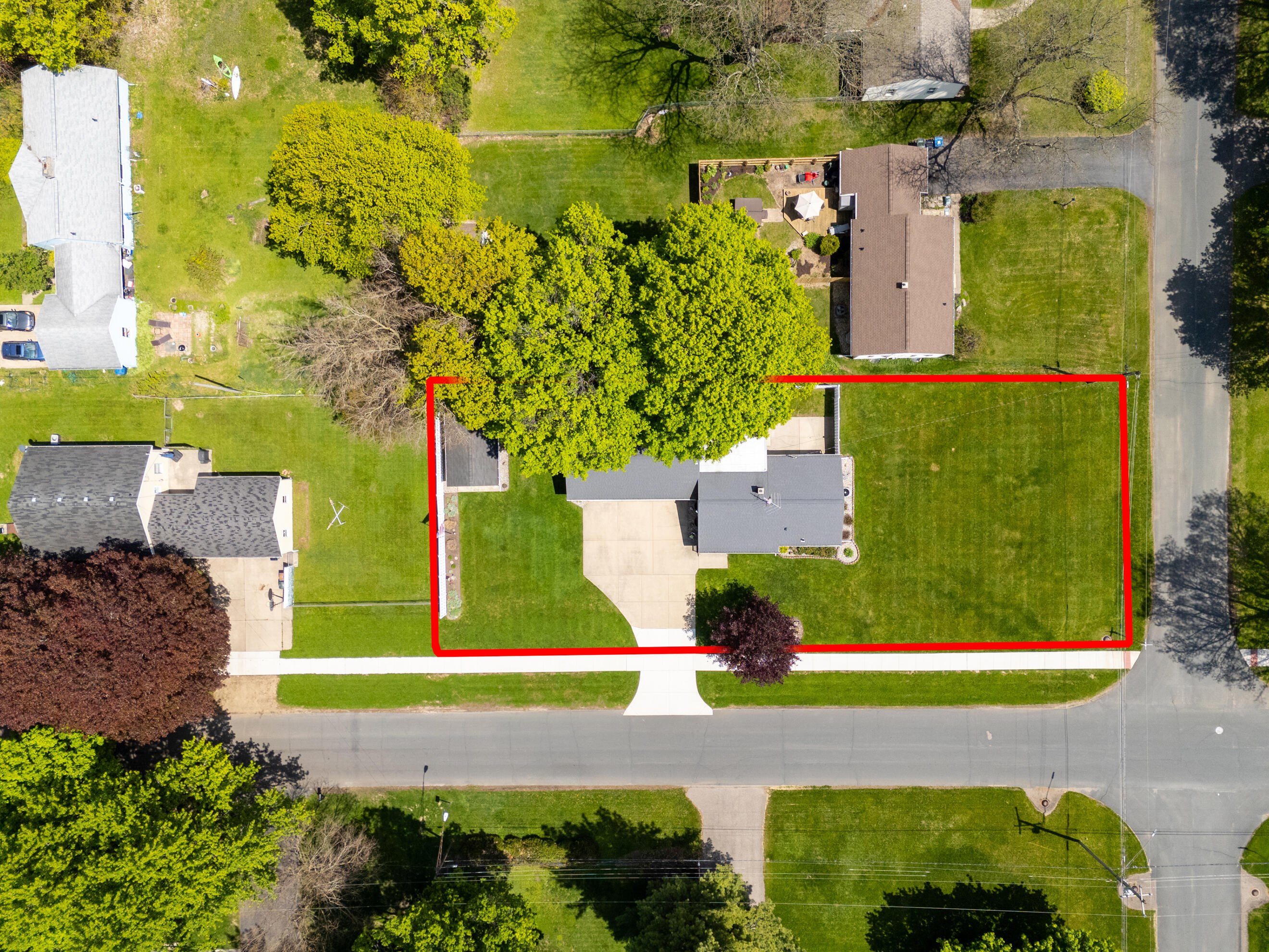1904 Seminole Street Kalamazoo MI 49006
