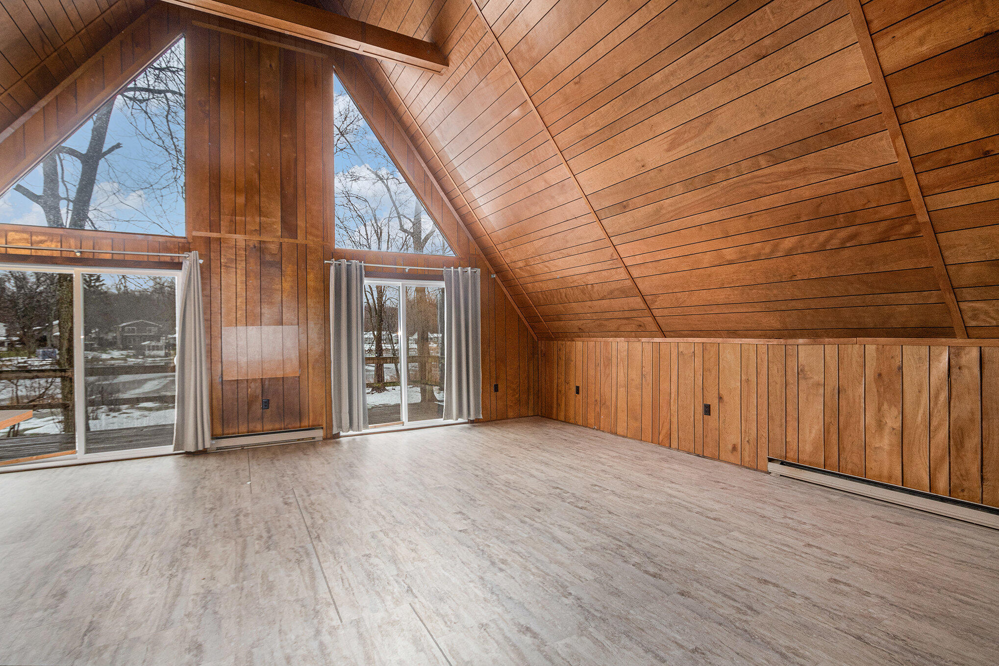 45601 Peninsula Drive E Grand Junction MI 49056