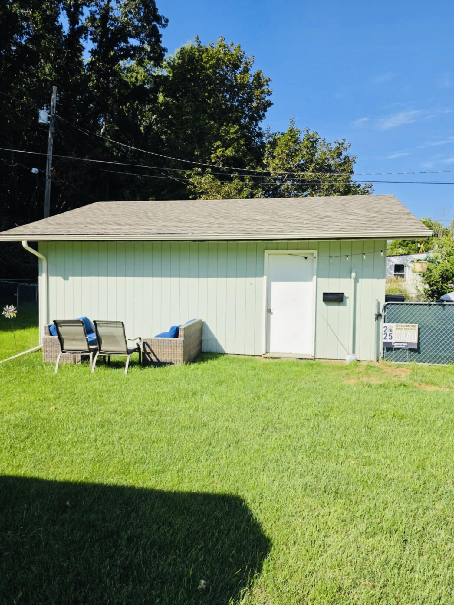 380 Cherry Street Coloma MI 49038