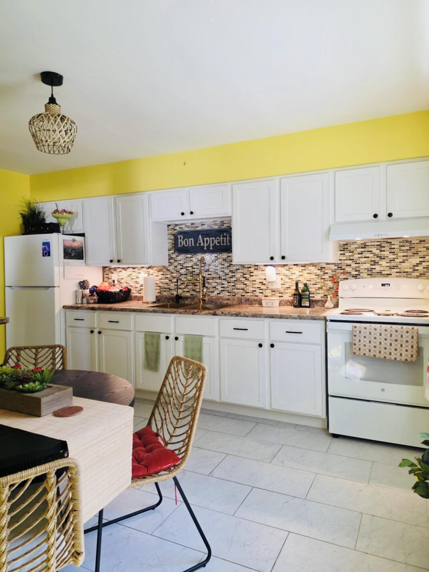 380 Cherry Street Coloma MI 49038