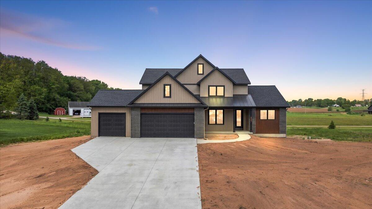 4564 Winding Creek Lane Zeeland MI 49464