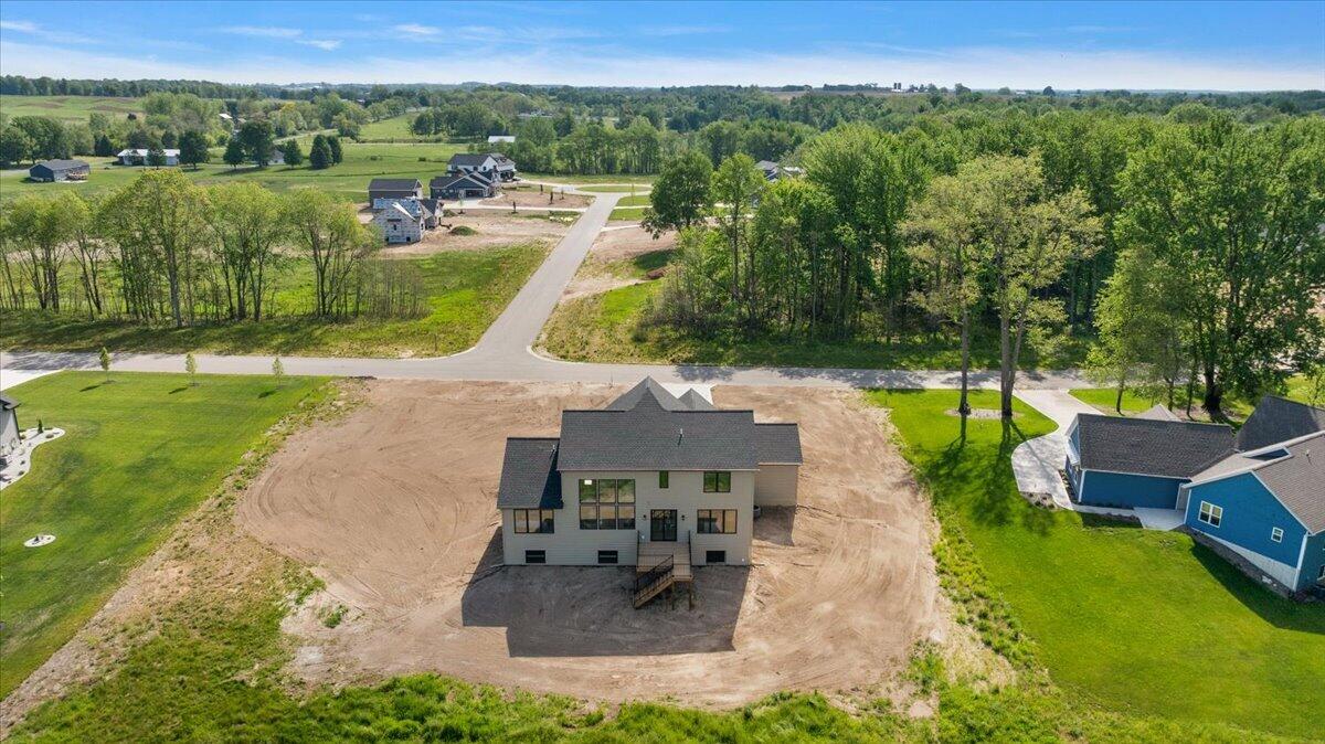 4564 Winding Creek Lane Zeeland MI 49464