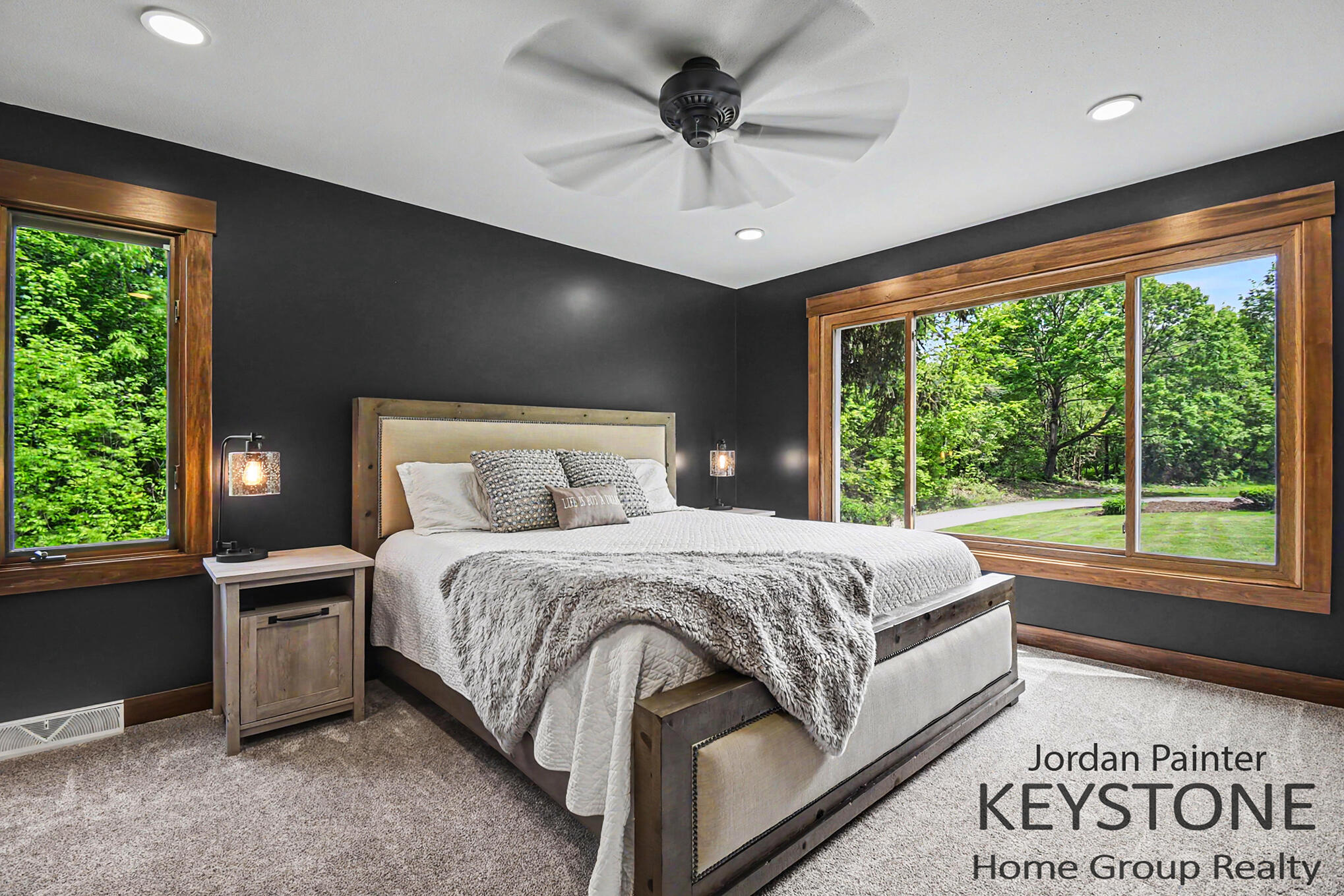 5964 Chicago Drive Zeeland MI 49464