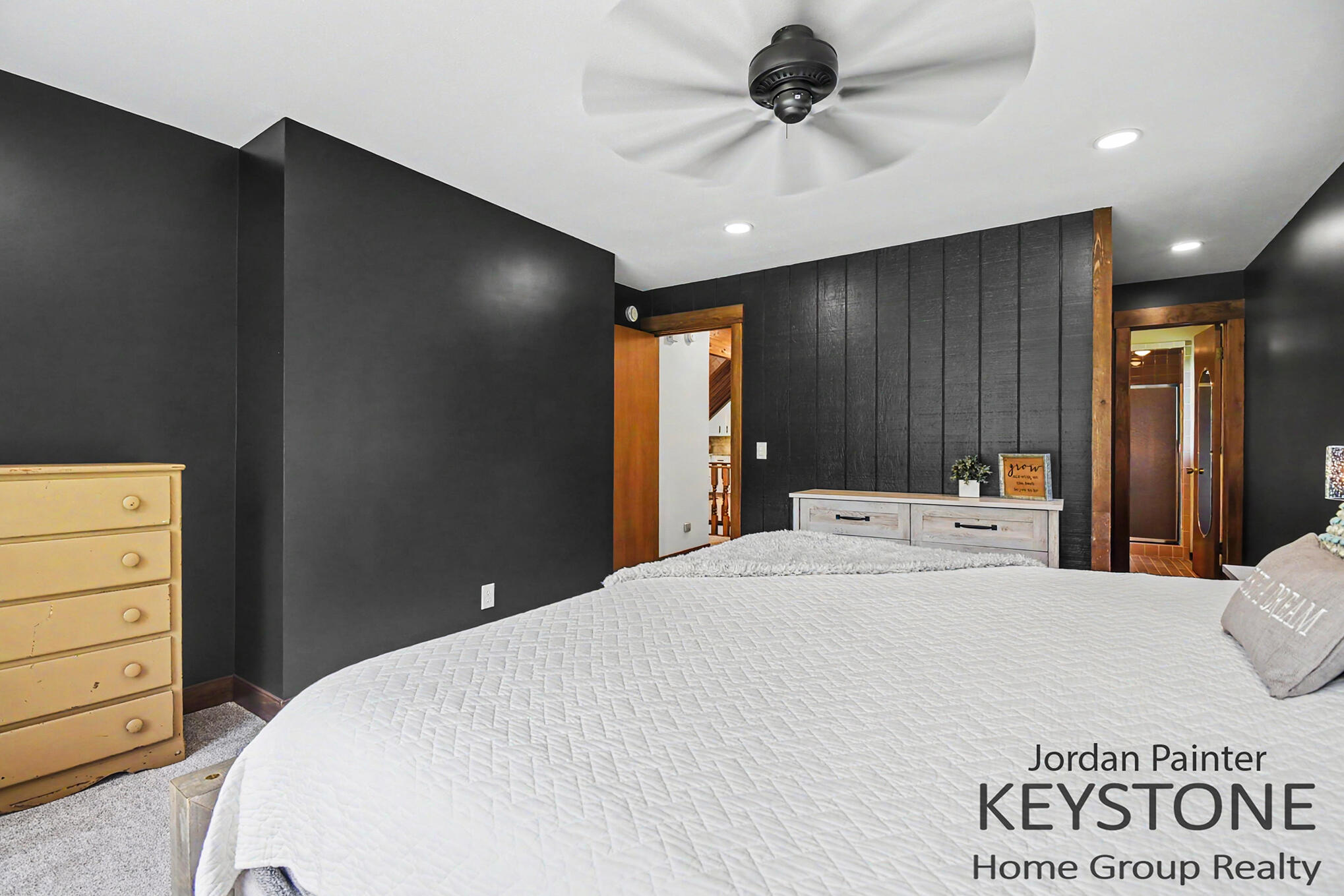 5964 Chicago Drive Zeeland MI 49464