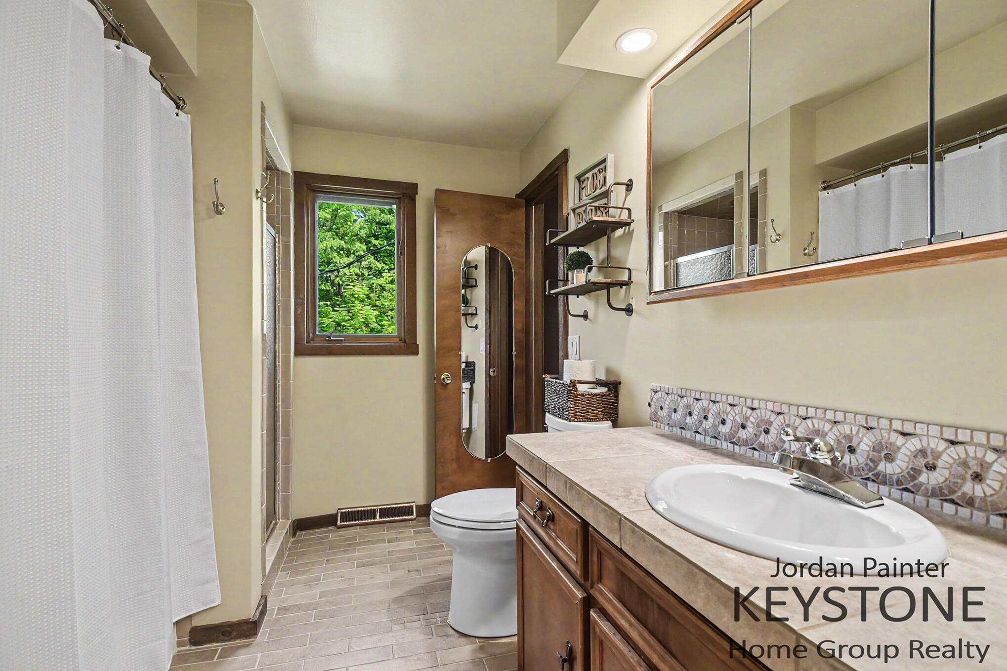 5964 Chicago Drive Zeeland MI 49464