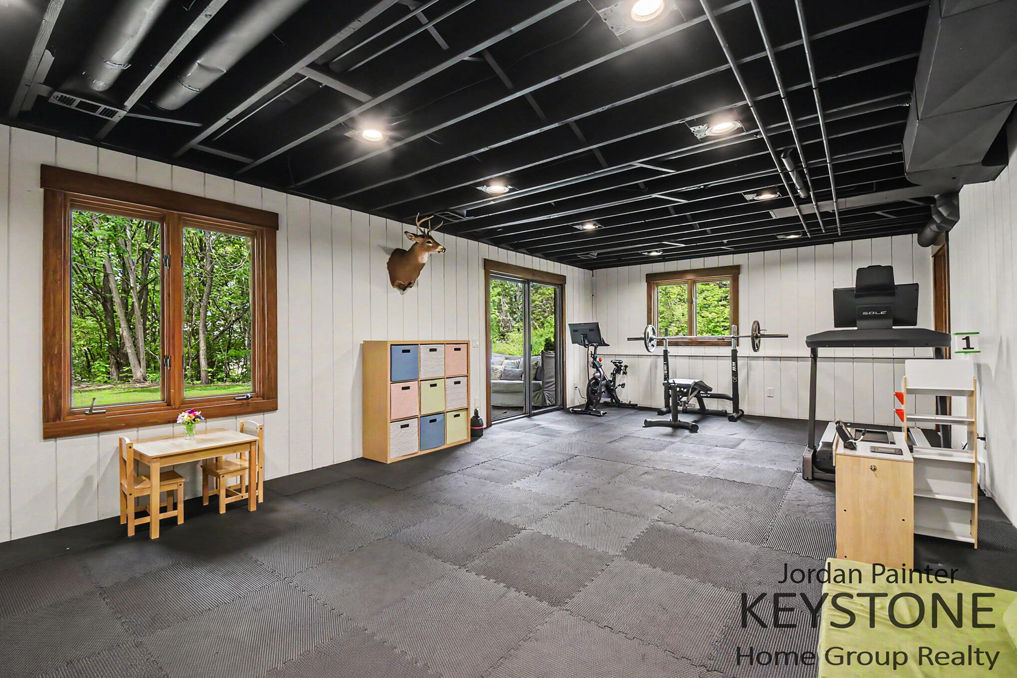 5964 Chicago Drive Zeeland MI 49464
