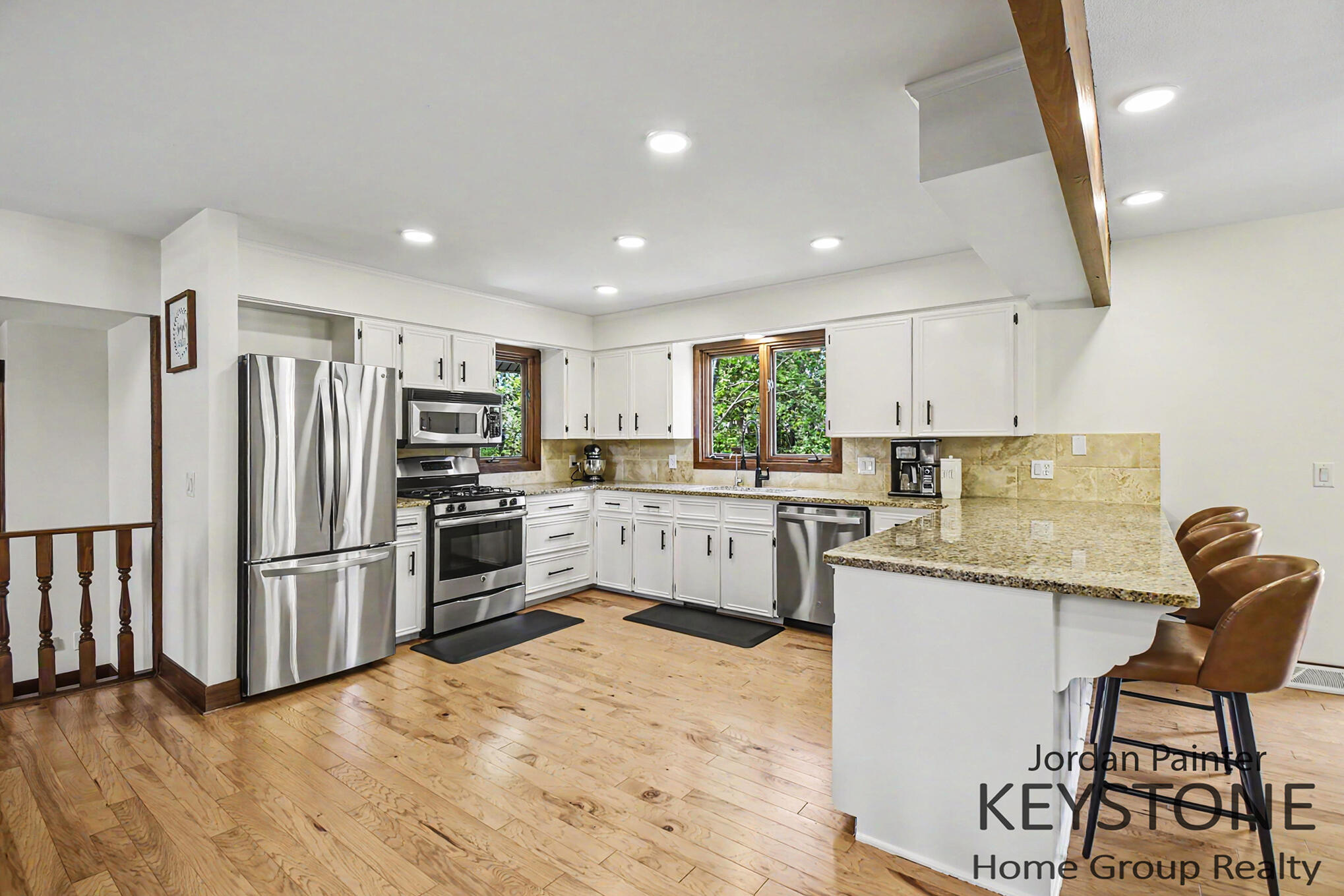 5964 Chicago Drive Zeeland MI 49464